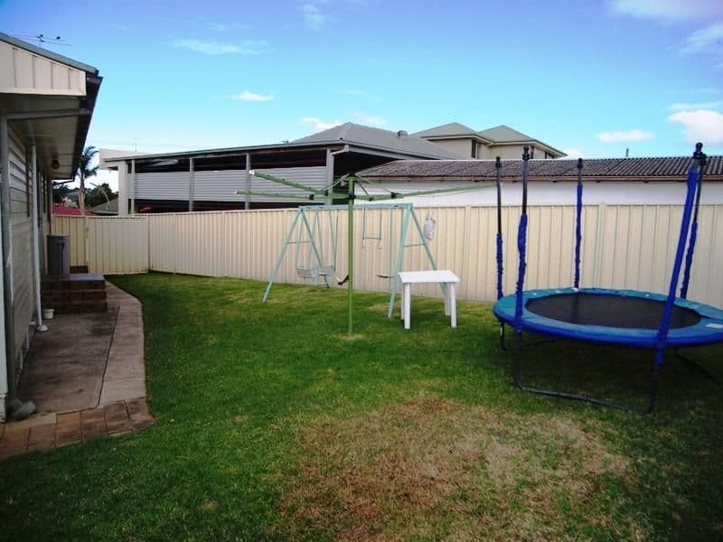5  Scarf Avenue, MOUNT WARRIGAL NSW 2528, Mount Warrigal - Thumbnail 4