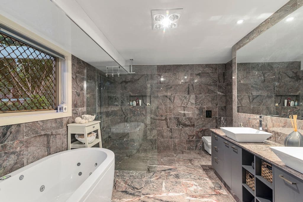 1 Daly Way, Worongary QLD 4213, Worongary - Thumbnail 2