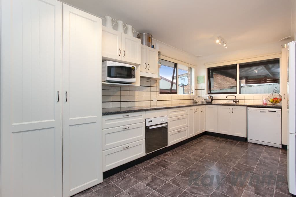 4 Horton Close, MARYLAND NSW 2287, Maryland - Thumbnail 2