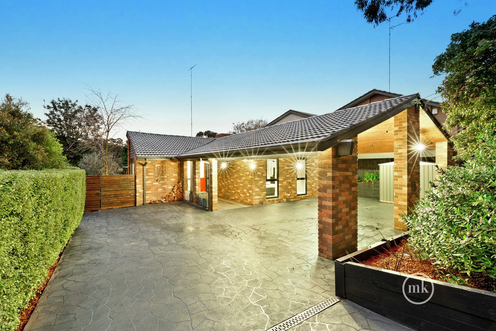 Greensborough, Greensborough - Thumbnail 2