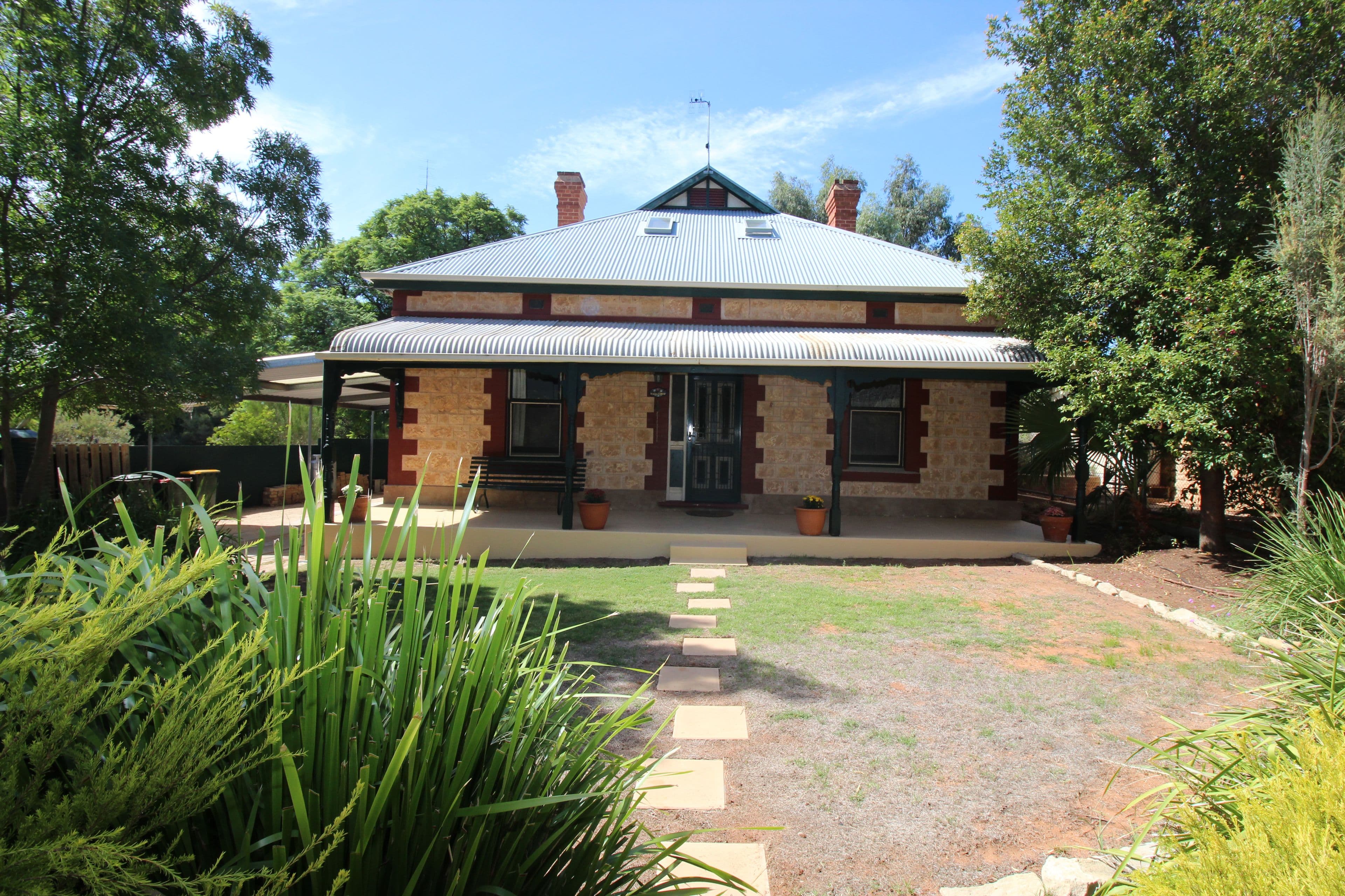 18 Peake Terrace, Waikerie SA 5330, Waikerie - Image 1