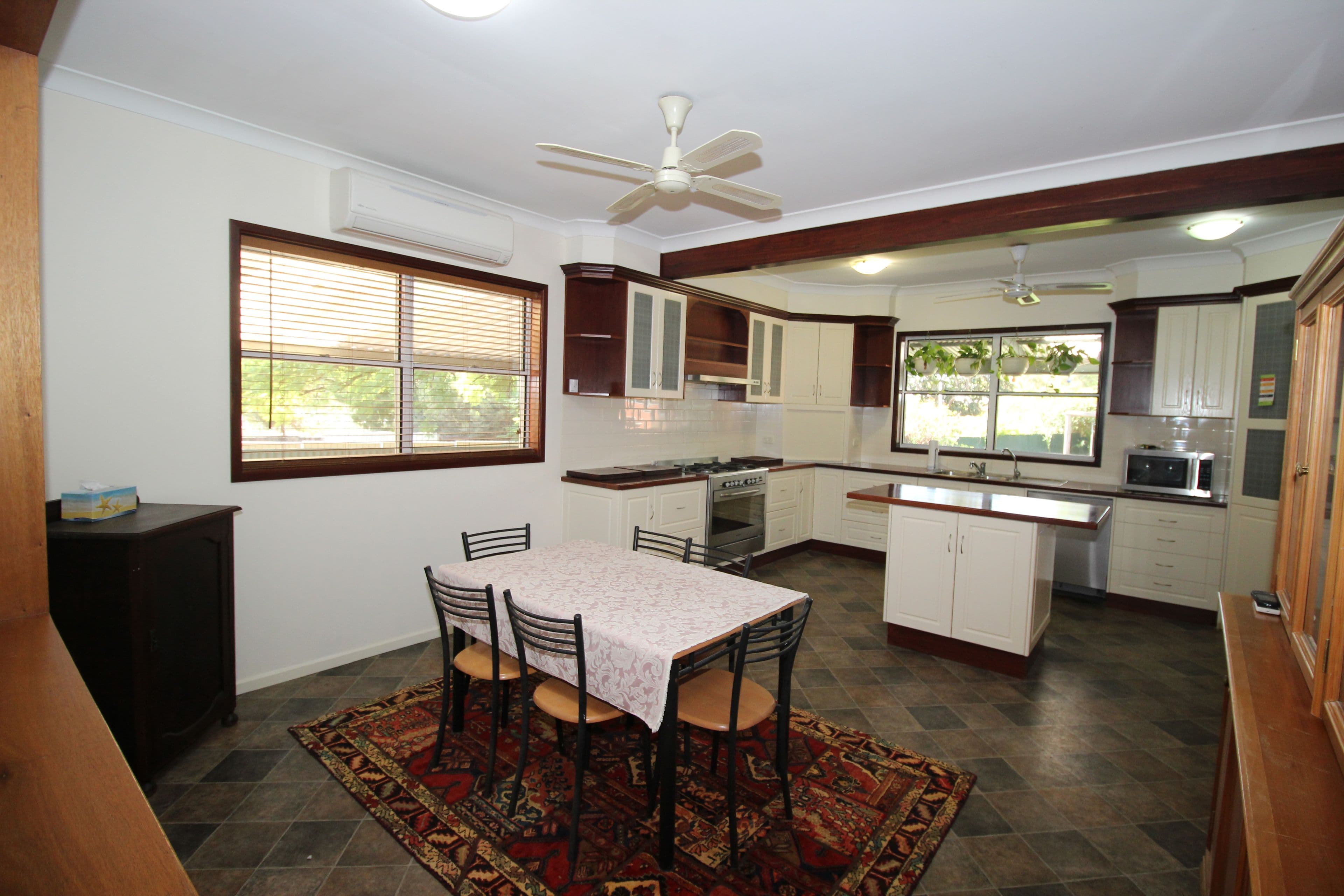 18 Peake Terrace, Waikerie SA 5330, Waikerie - Thumbnail 4