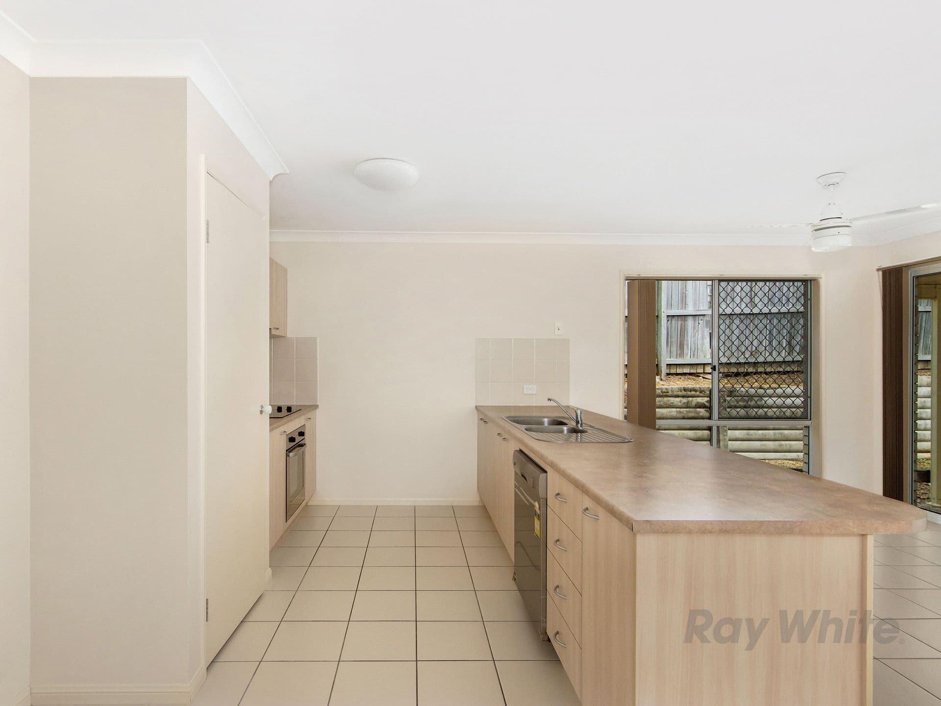 80 Bedivere Drive, Ormeau QLD 4208, Ormeau - Thumbnail 2