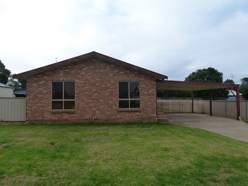 7 Powter Street, FORBES NSW 2871, Forbes - Image 1