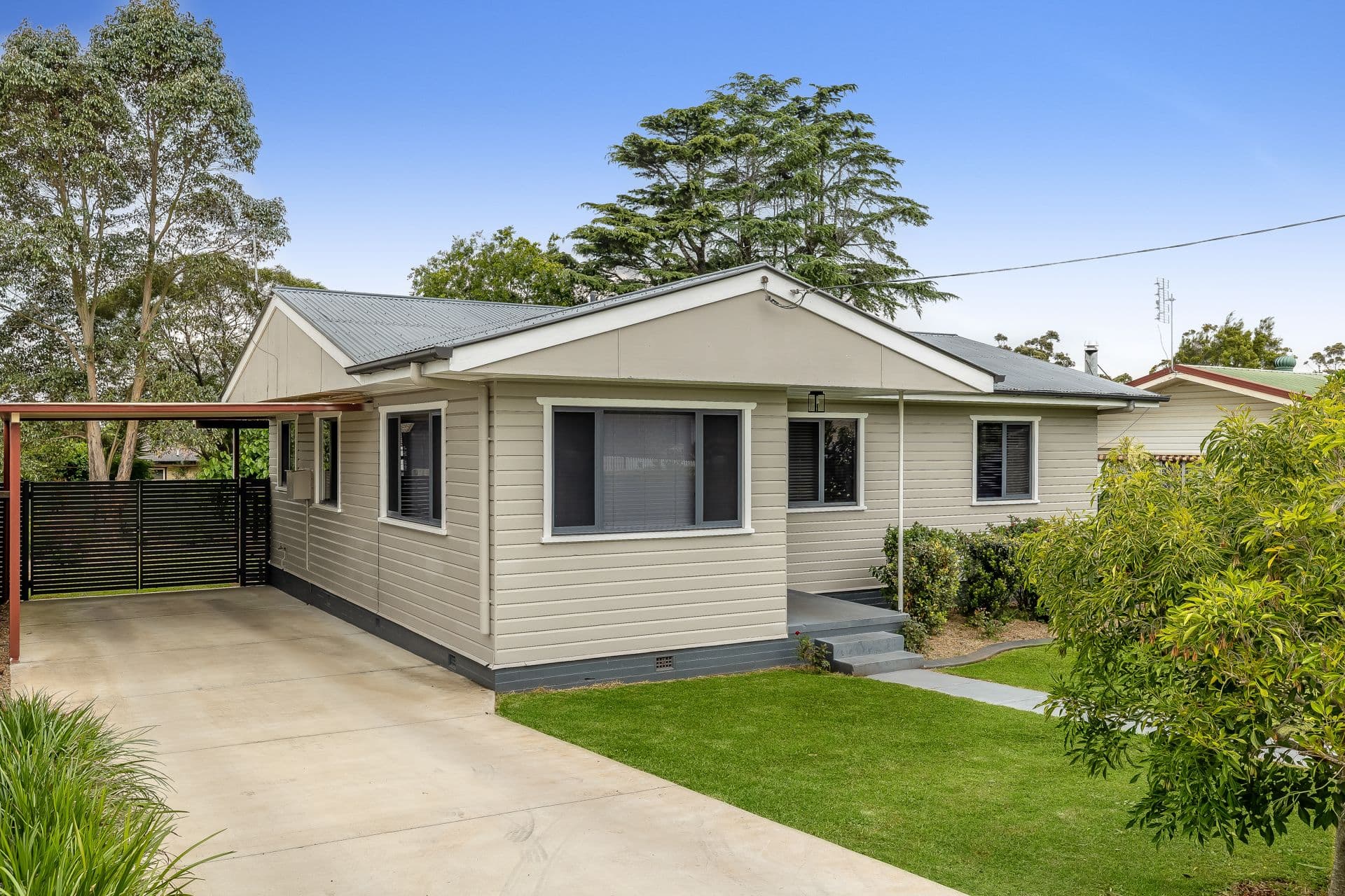 28 McCafferty Street, Wilsonton QLD 4350, Wilsonton - Thumbnail 2
