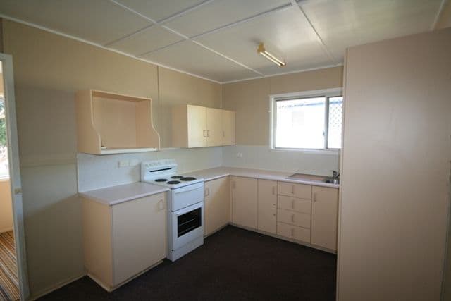 8 Collins Street, BILOELA QLD 4715, Biloela - Thumbnail 6