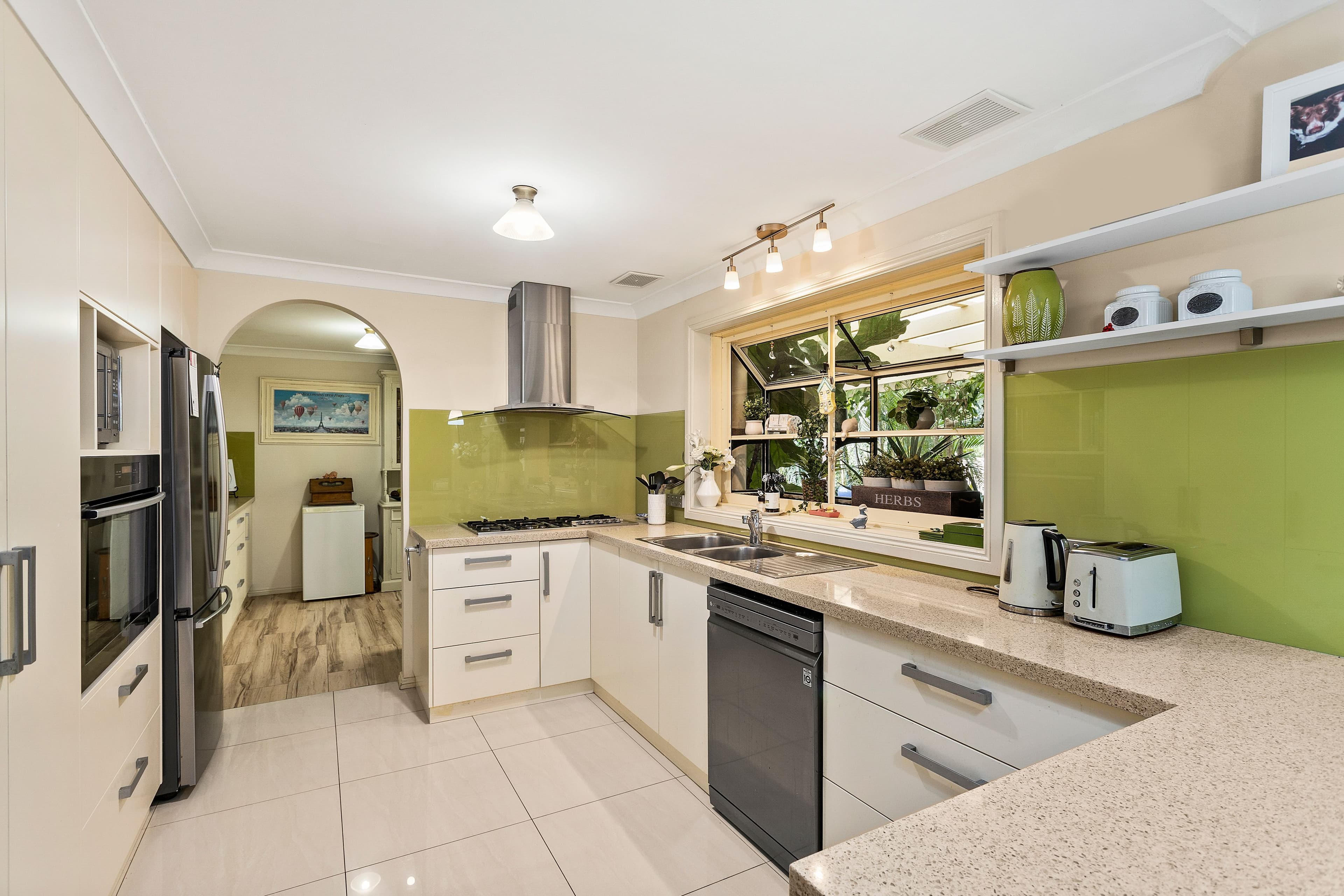37 Chillawong Circuit, Blackbutt NSW 2529, Blackbutt - Thumbnail 4