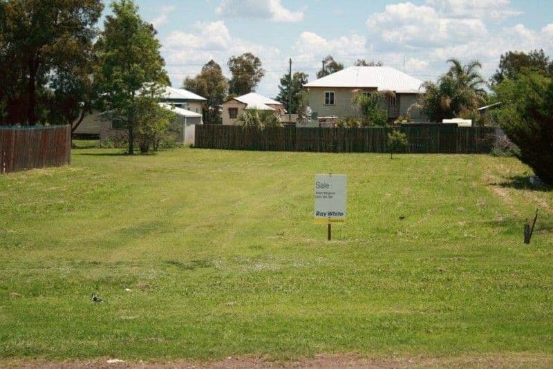 8 Railway Street, CAMBOOYA QLD 4358, Cambooya - Image 1