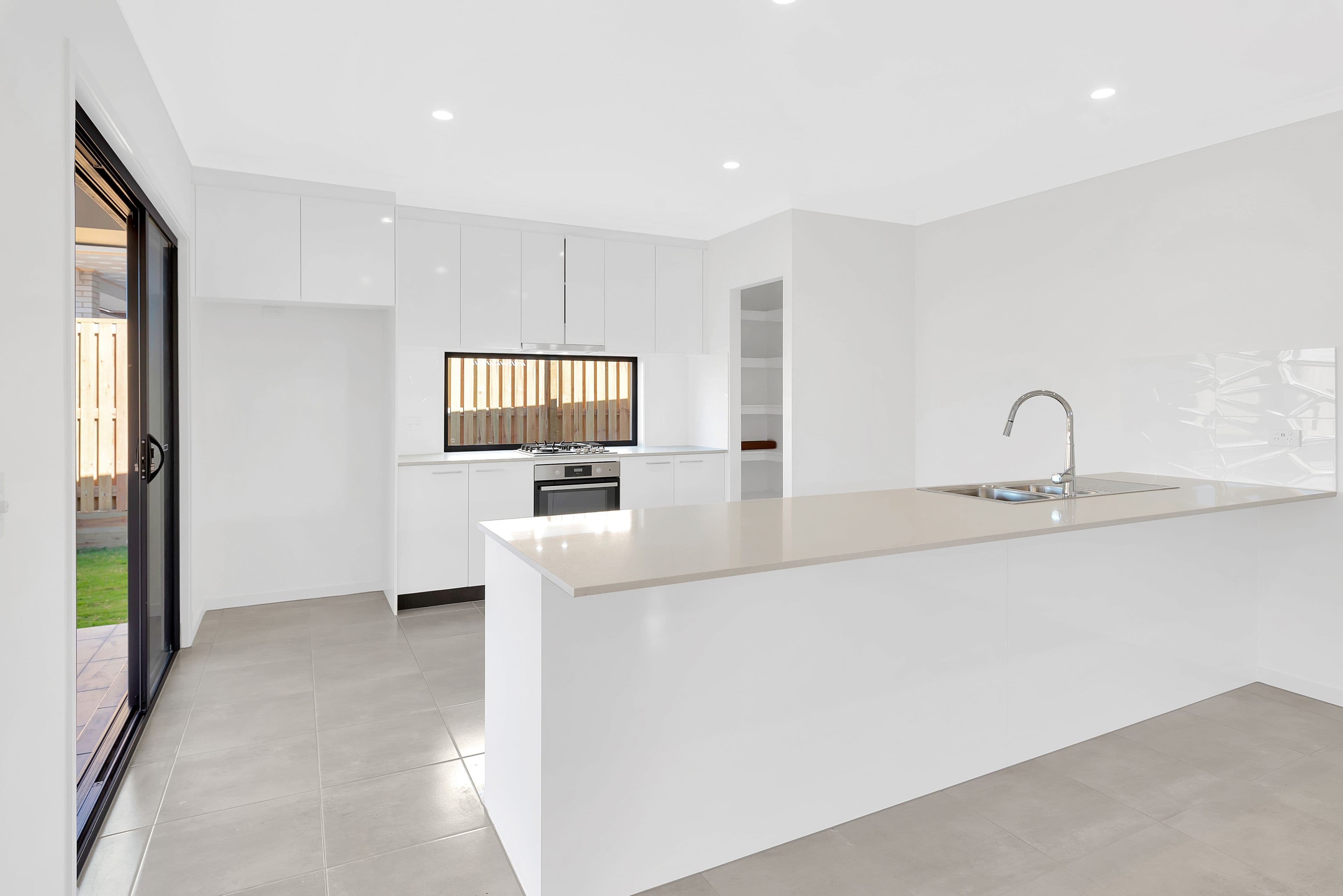 18 Lavinia Way, Coomera QLD 4209, Coomera - Thumbnail 5