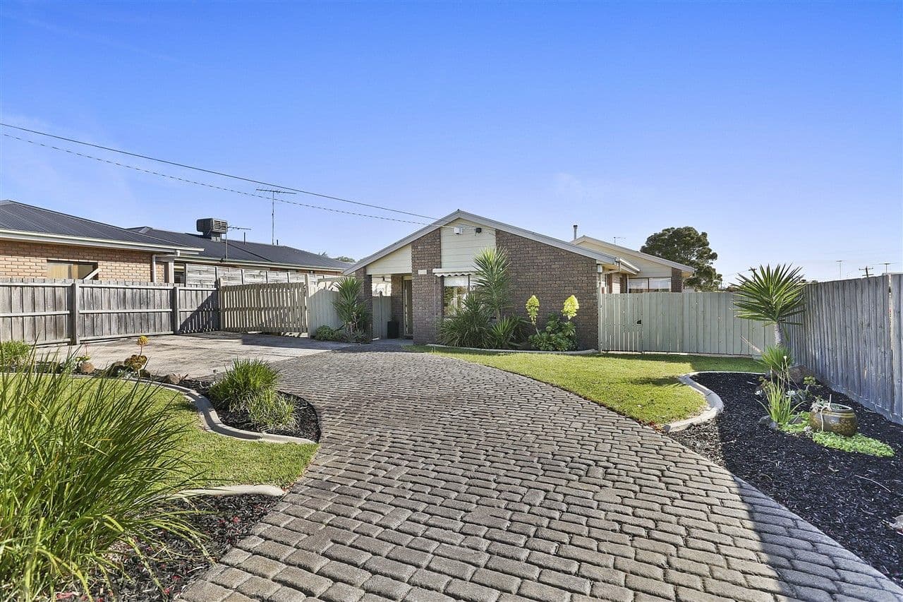 22 Seymour Close, Grovedale VIC 3216, Grovedale - Image 1