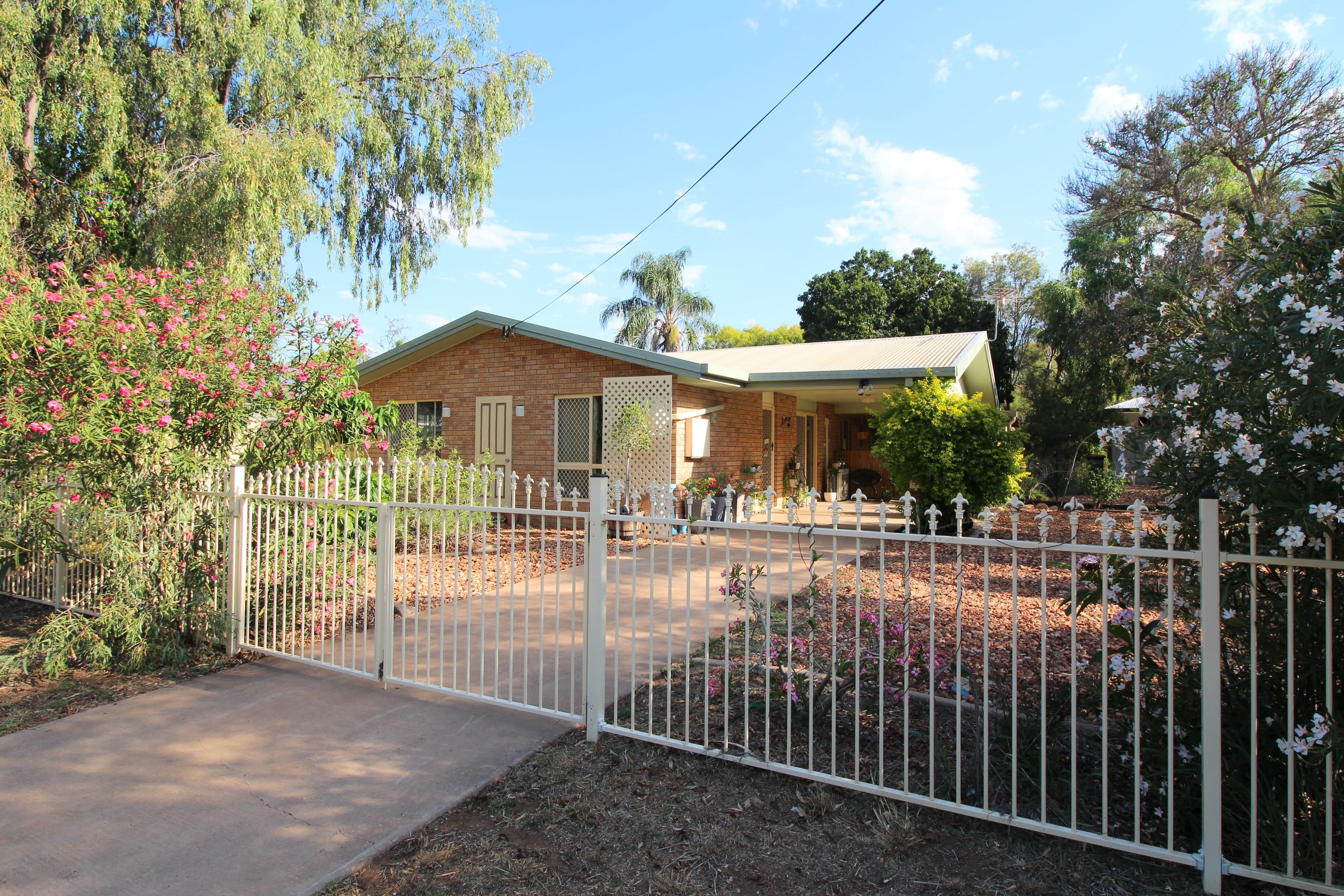 50 Braeside Road, Emerald QLD 4720, Emerald - Image 1