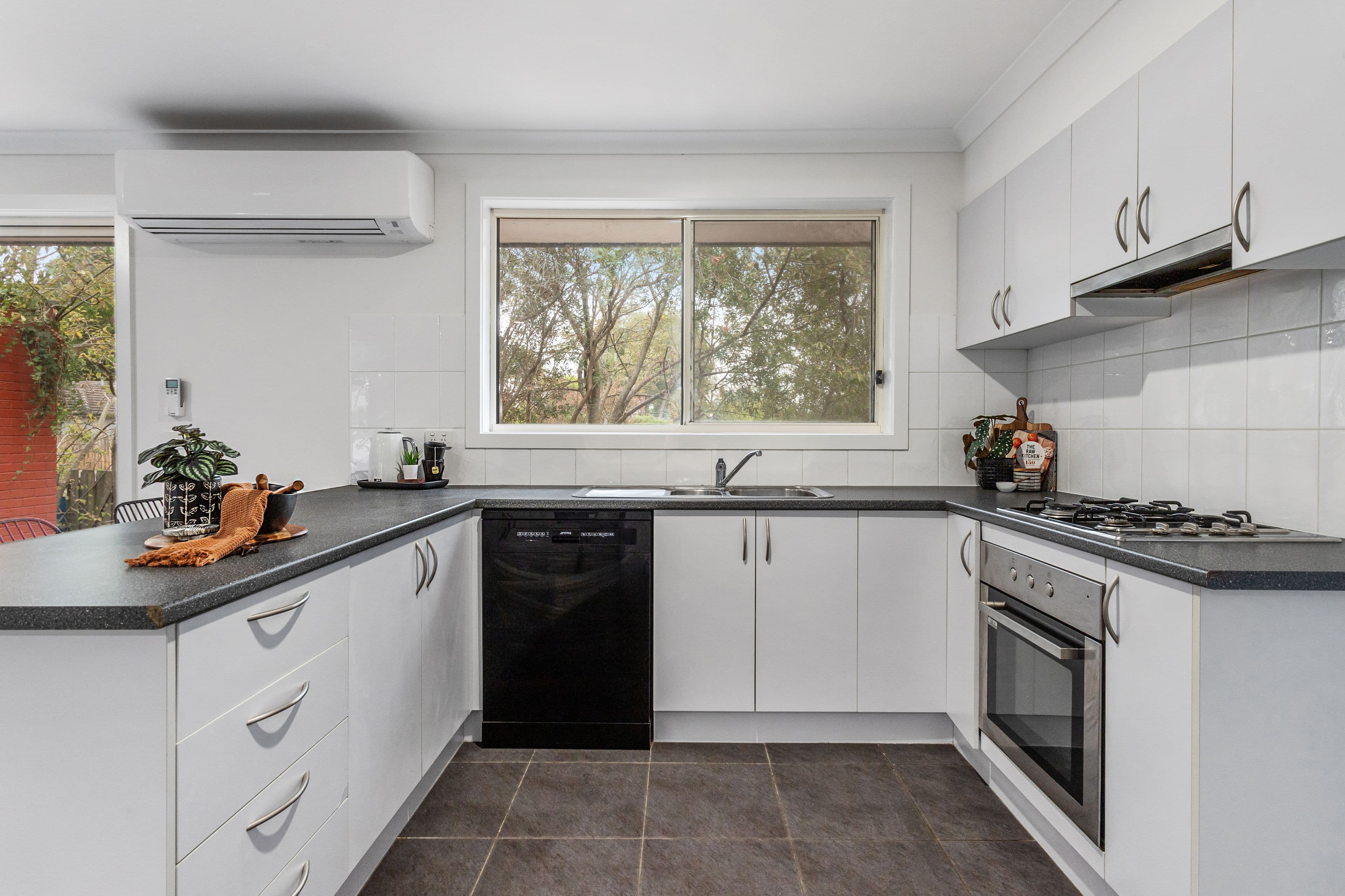 91A Hull Road, Croydon VIC 3136, Croydon - Thumbnail 2
