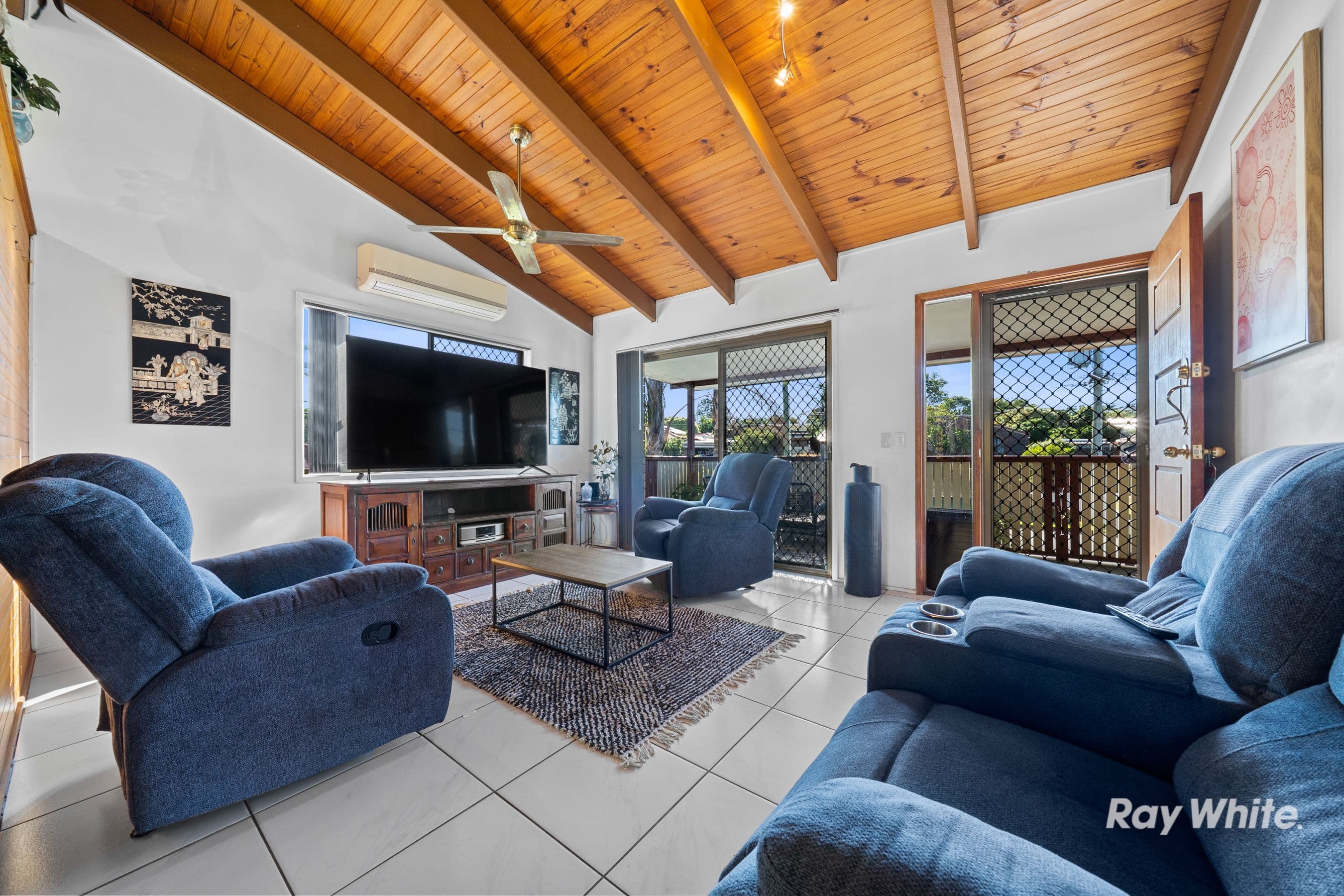 100 Parkroyal Crescent, Regents Park QLD 4118, Regents Park - Thumbnail 5