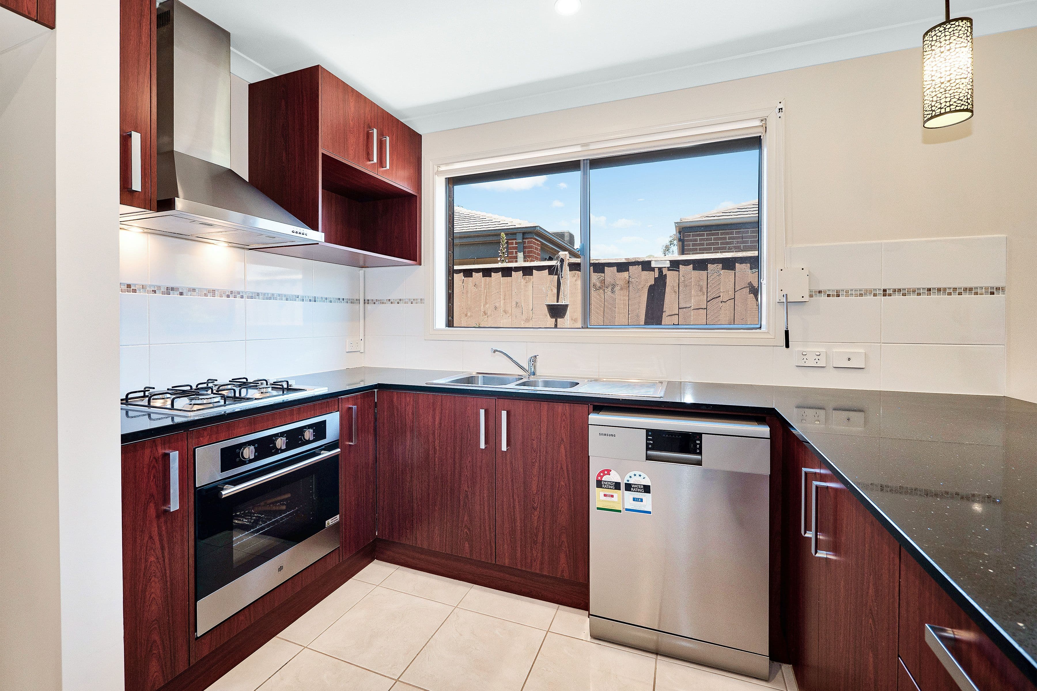27 Stanford Street, Cranbourne West VIC 3977, Cranbourne West - Thumbnail 5
