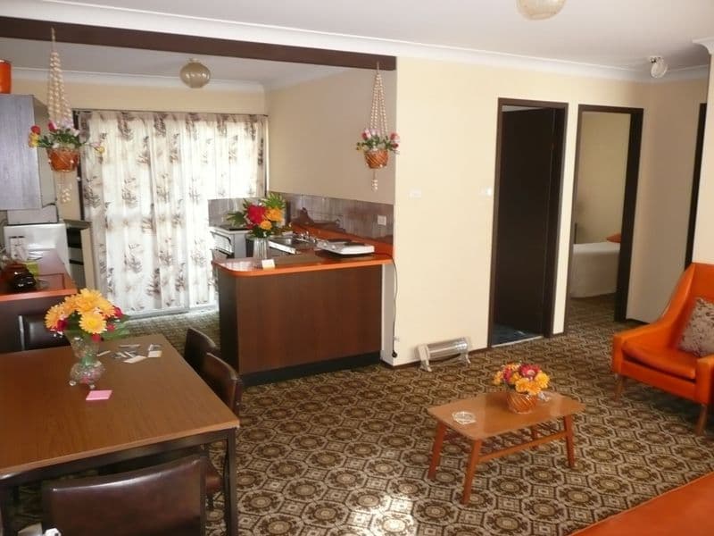 25 Goobarabah Avenue, LAKE HAVEN NSW 2263, Lake Haven - Thumbnail 2