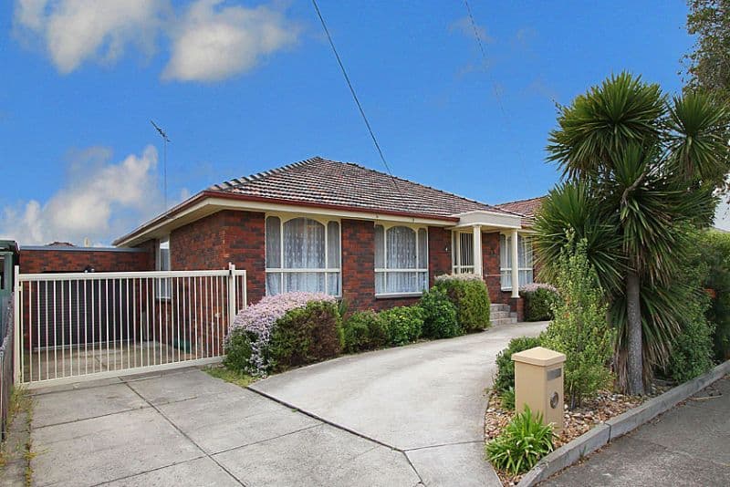 4 Charlton Place, THOMASTOWN VIC 3074, Thomastown - Image 1