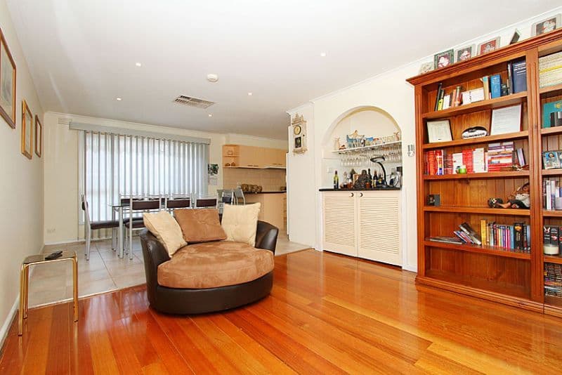 4 Charlton Place, THOMASTOWN VIC 3074, Thomastown - Thumbnail 4