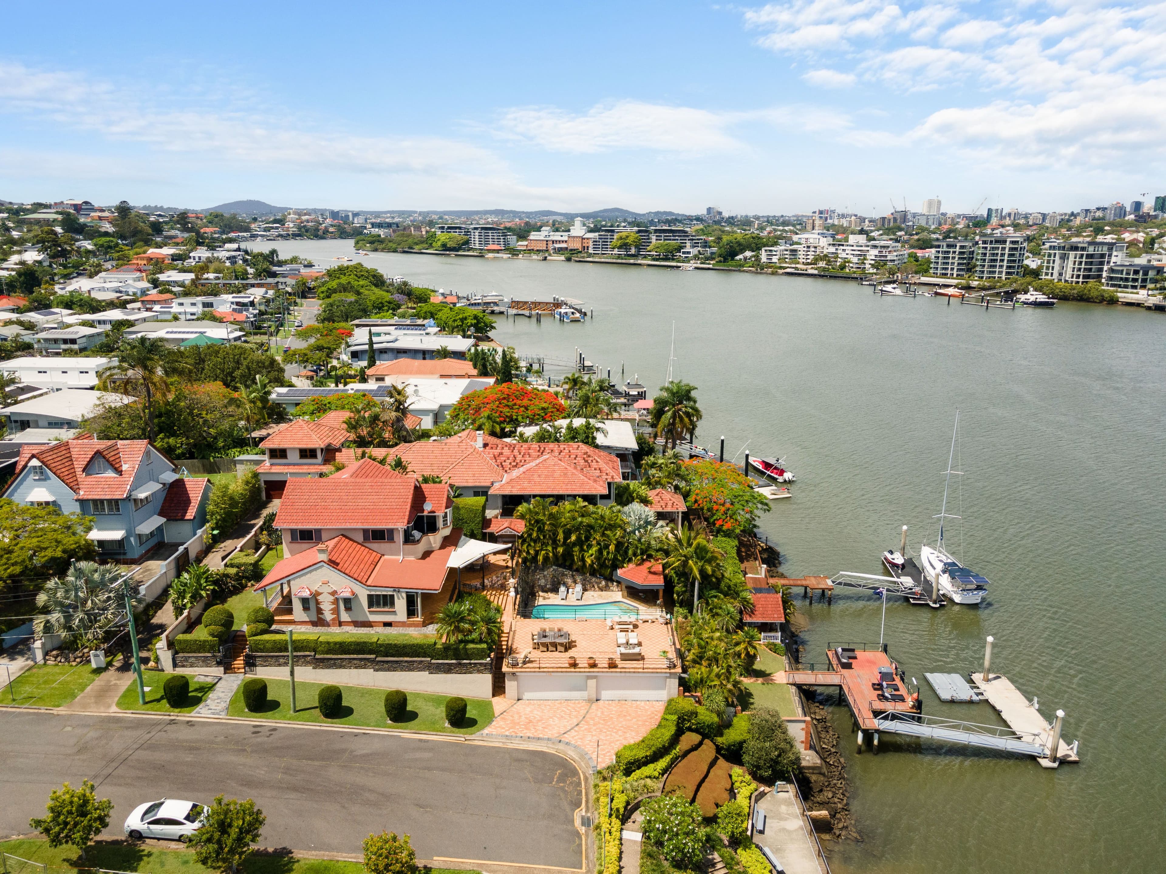 186 Barton Road, Hawthorne QLD 4171, Hawthorne - Thumbnail 2
