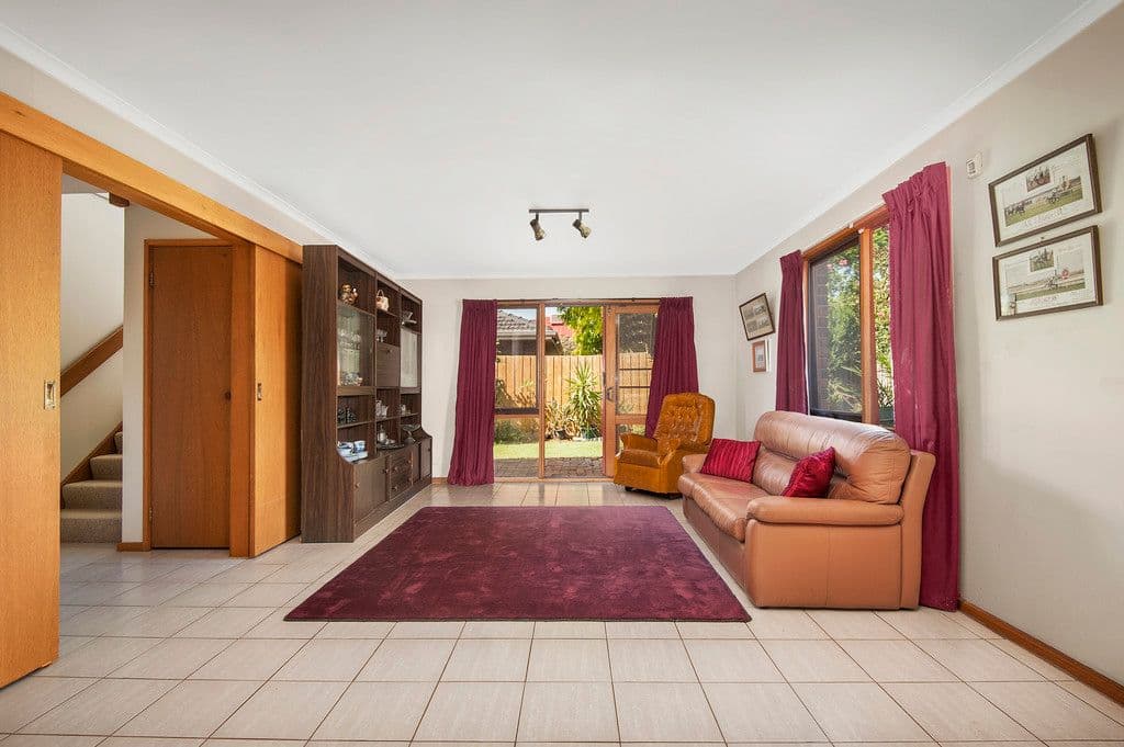 6 Lakeland Court, Dingley Village VIC 3172, Dingley Village - Thumbnail 3