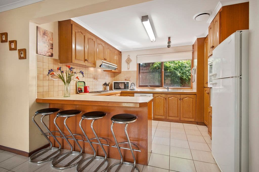 6 Lakeland Court, Dingley Village VIC 3172, Dingley Village - Thumbnail 4