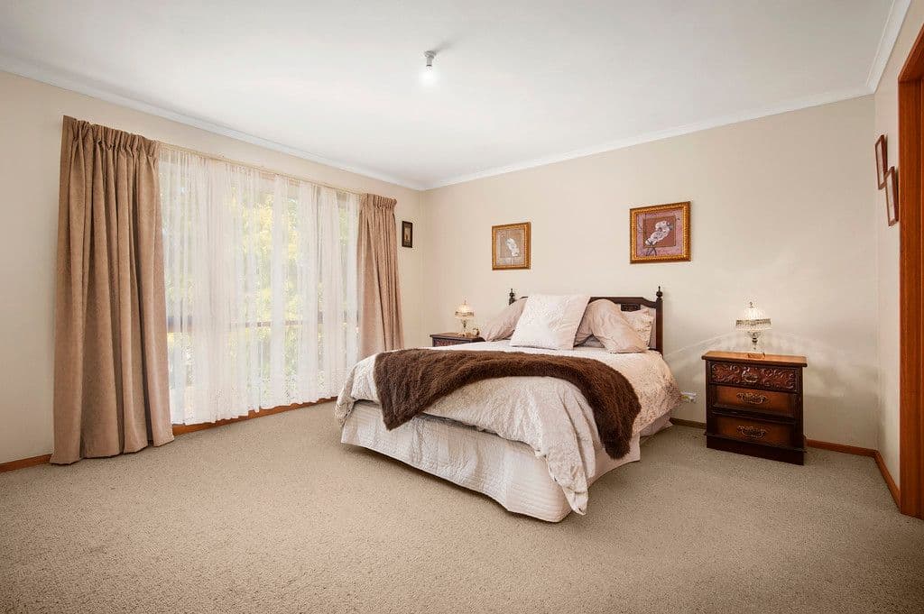 6 Lakeland Court, Dingley Village VIC 3172, Dingley Village - Thumbnail 6