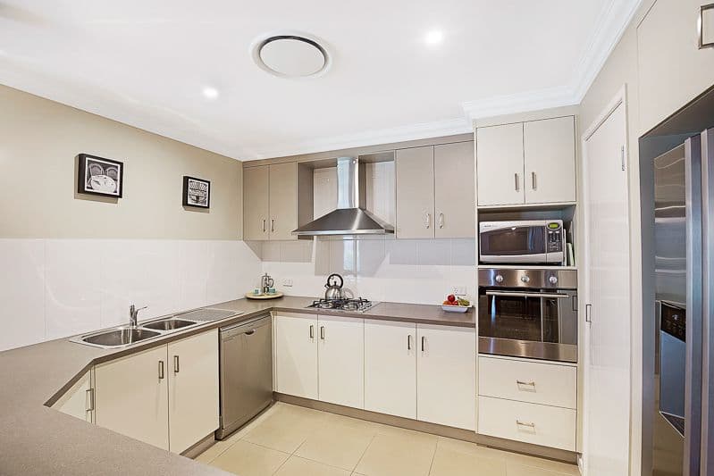 11 Kingston Road, Hodgson Vale QLD 4352, Hodgson Vale - Thumbnail 2