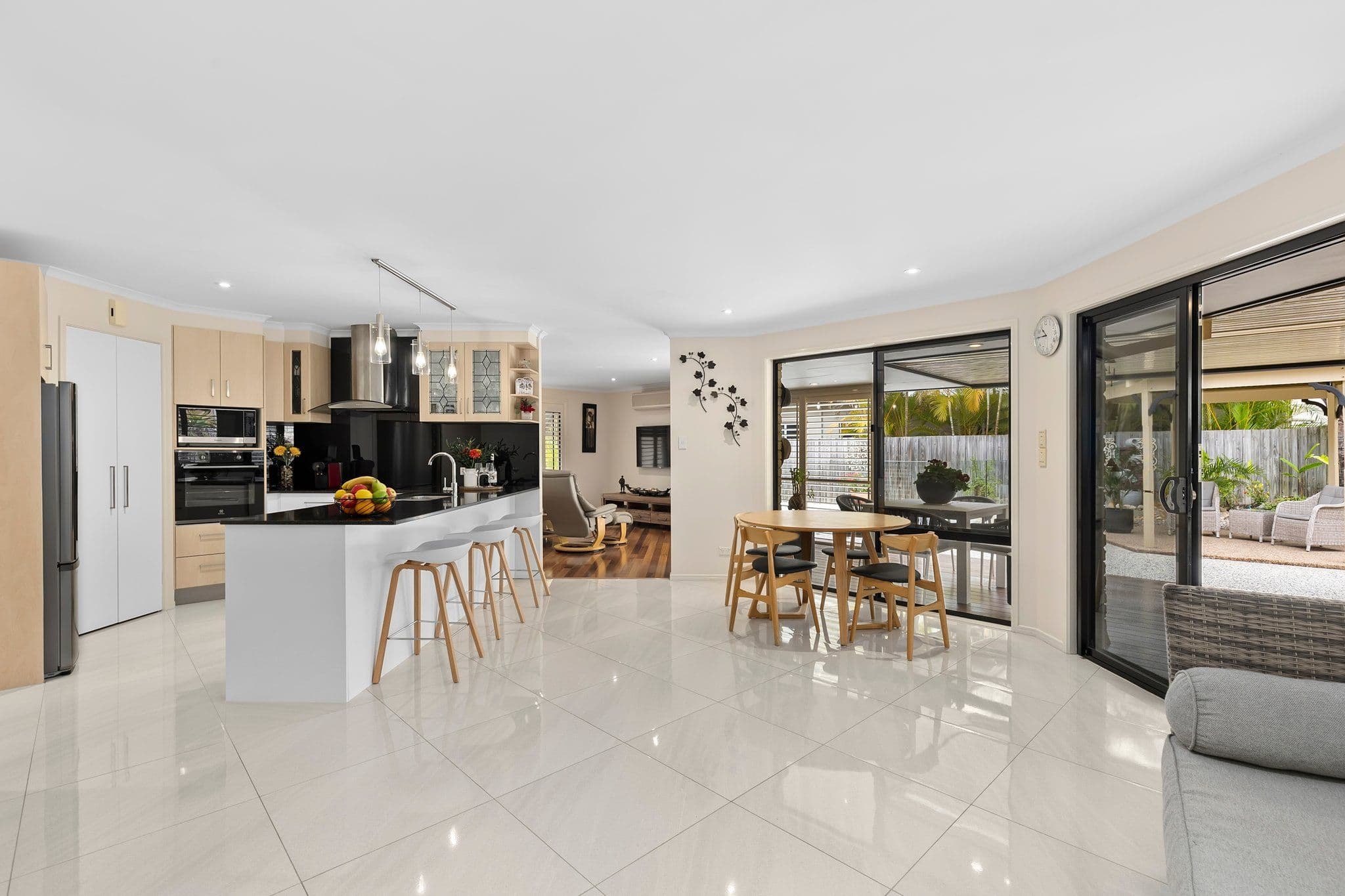 15 Crampton Court, Arana Hills QLD 4054, Arana Hills - Thumbnail 3