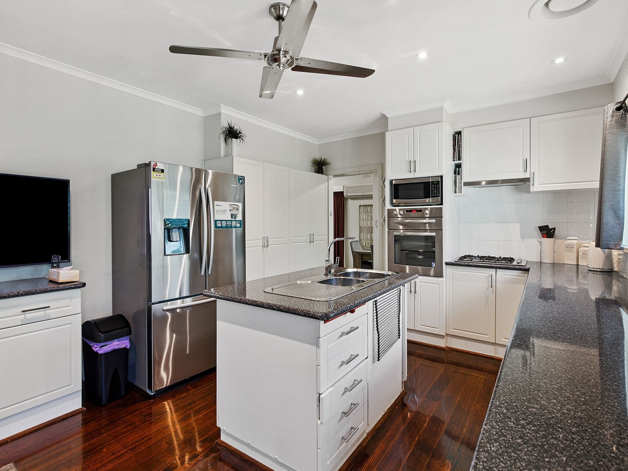 17 Redbank Road, Seymour VIC 3660, Seymour - Thumbnail 2