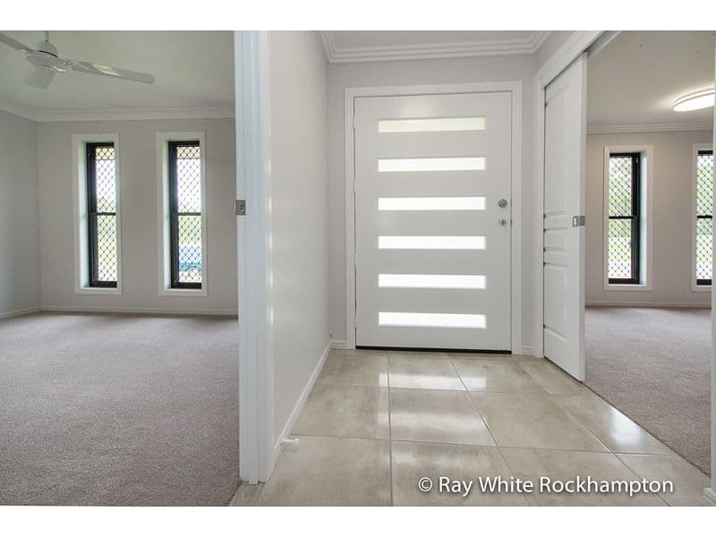 14 Stringybark Avenue, NORMAN GARDENS QLD 4701, Norman Gardens - Thumbnail 4