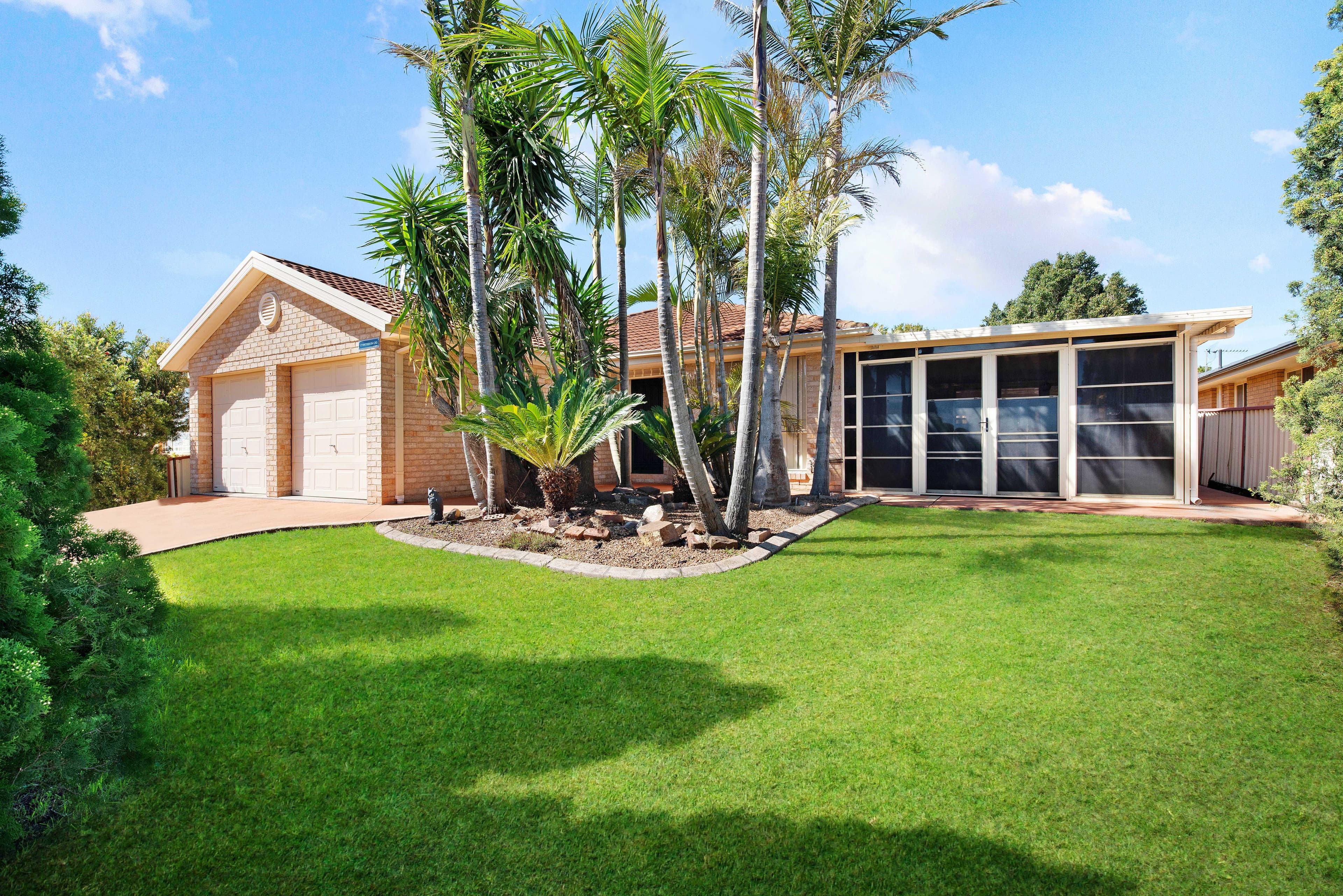 17 Waterbush Crescent, Woodberry - Image 1