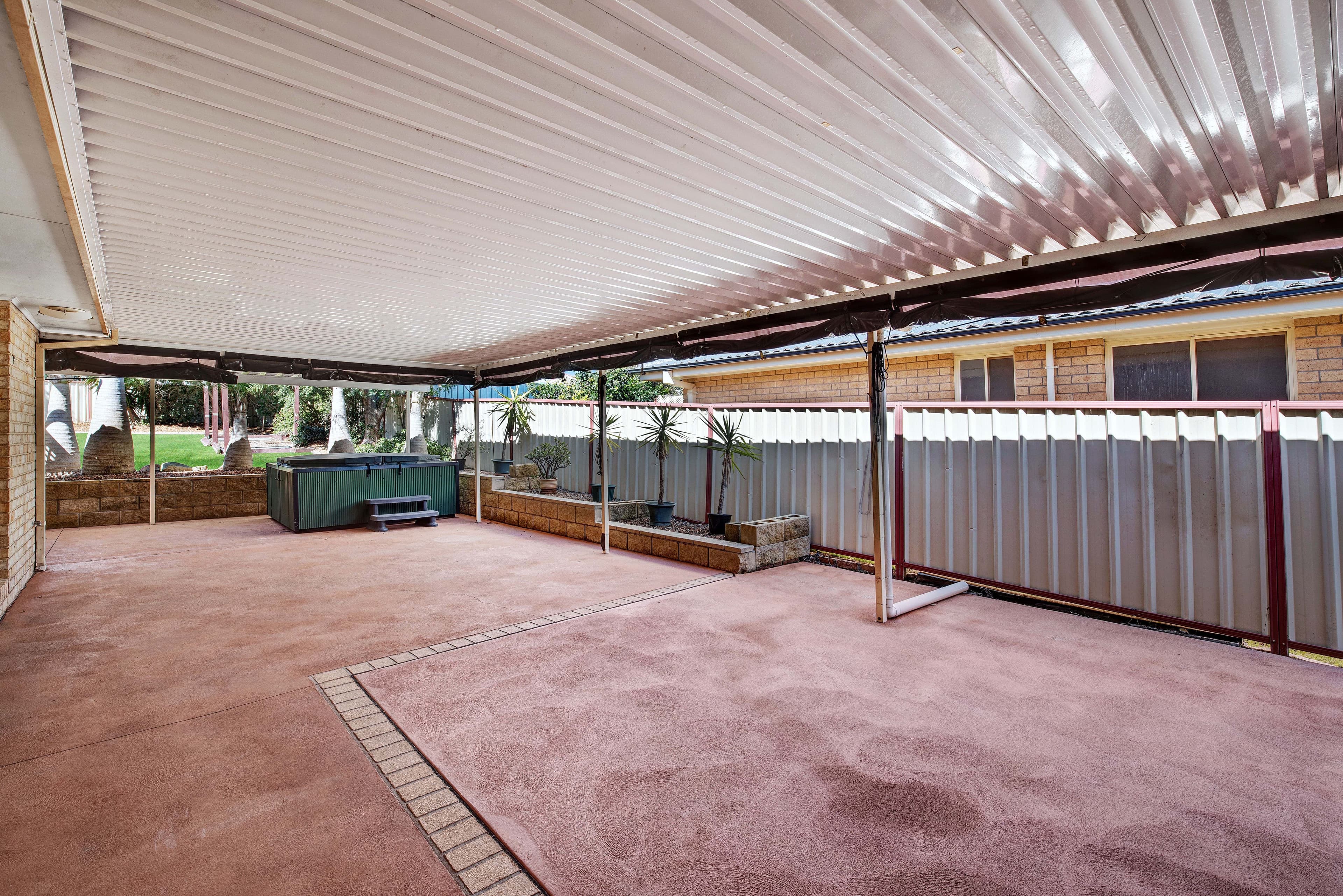 17 Waterbush Crescent, Woodberry - Thumbnail 8