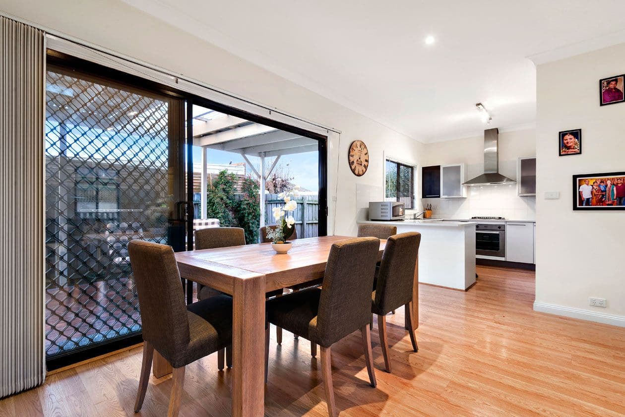 61 Lahona Avenue, BENTLEIGH EAST VIC 3165, Bentleigh East - Thumbnail 4