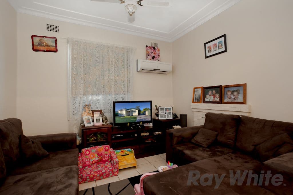 42 Glendale Drive, GLENDALE NSW 2285, Glendale - Thumbnail 4