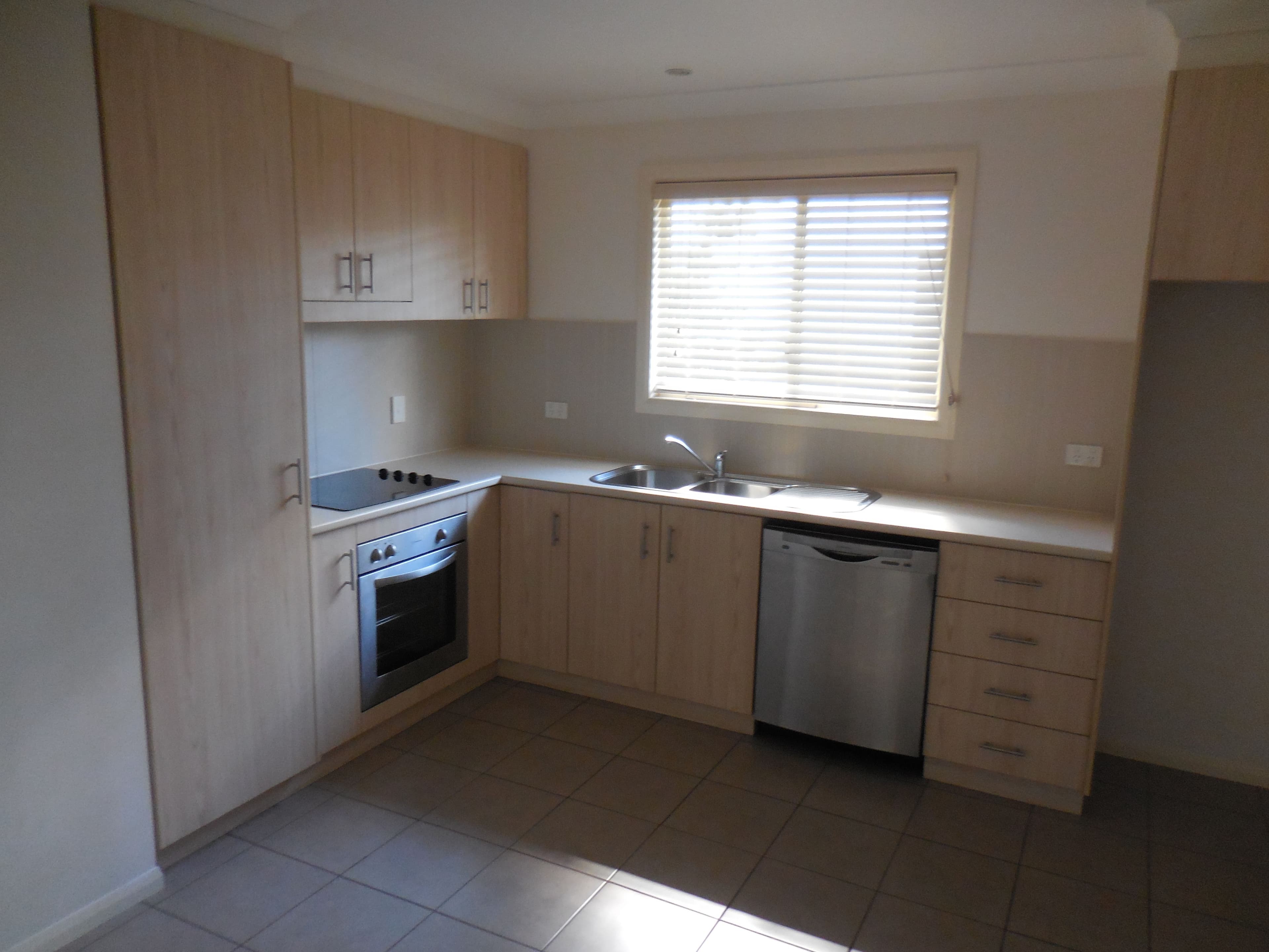 18 Myall Street, Dalby QLD 4405, Dalby - Thumbnail 2