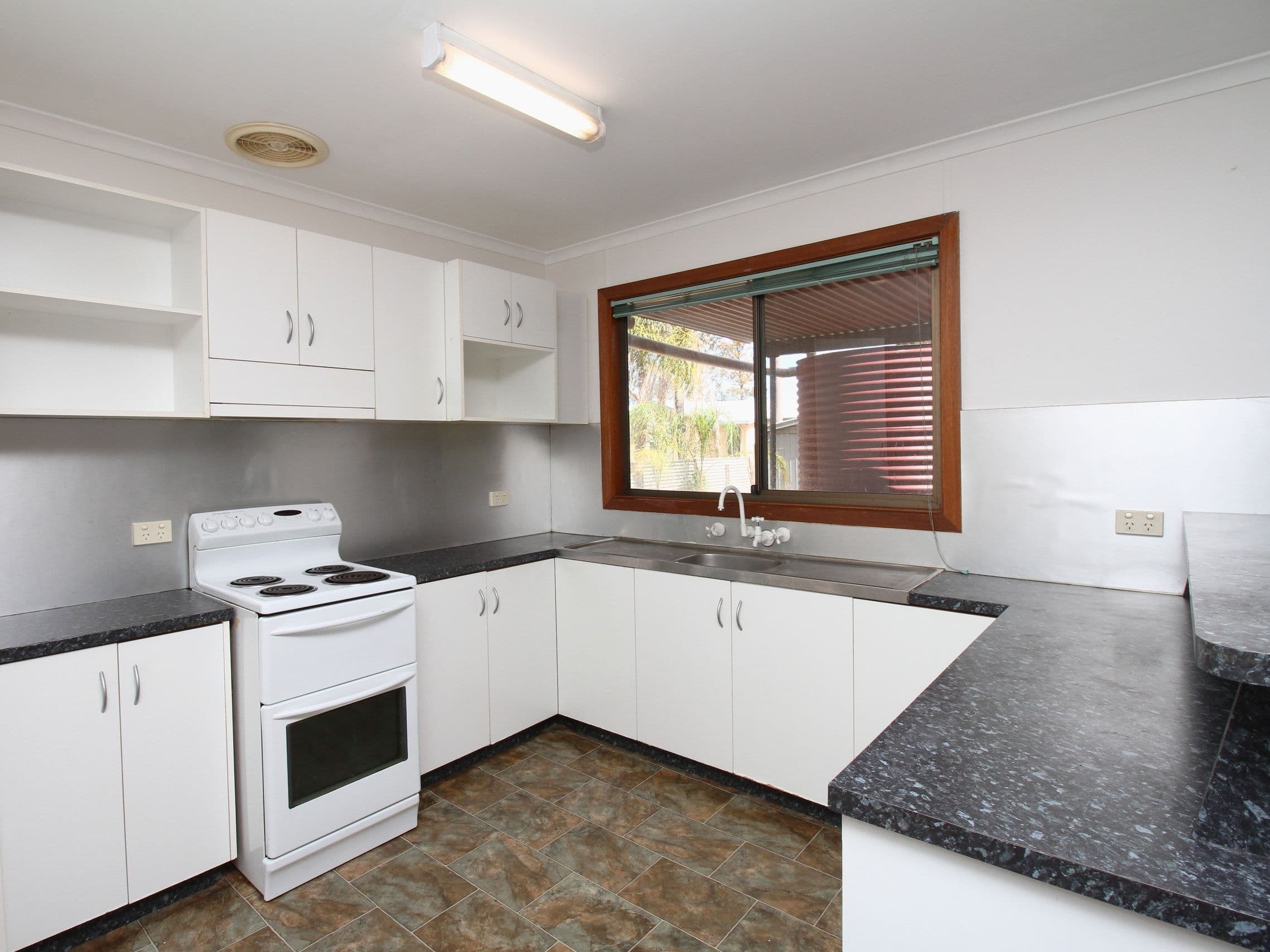 43 Gaskell Road, Barmera SA 5345, Barmera - Thumbnail 2
