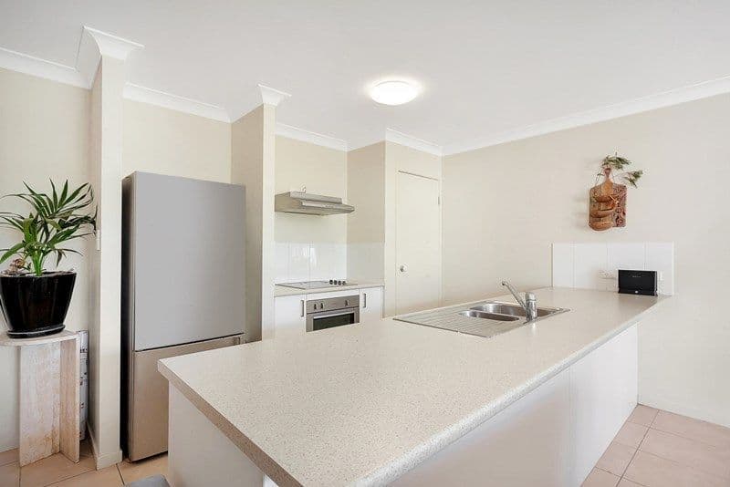 5 Stoney Creek Circuit, Ormeau QLD 4208, Ormeau - Thumbnail 2