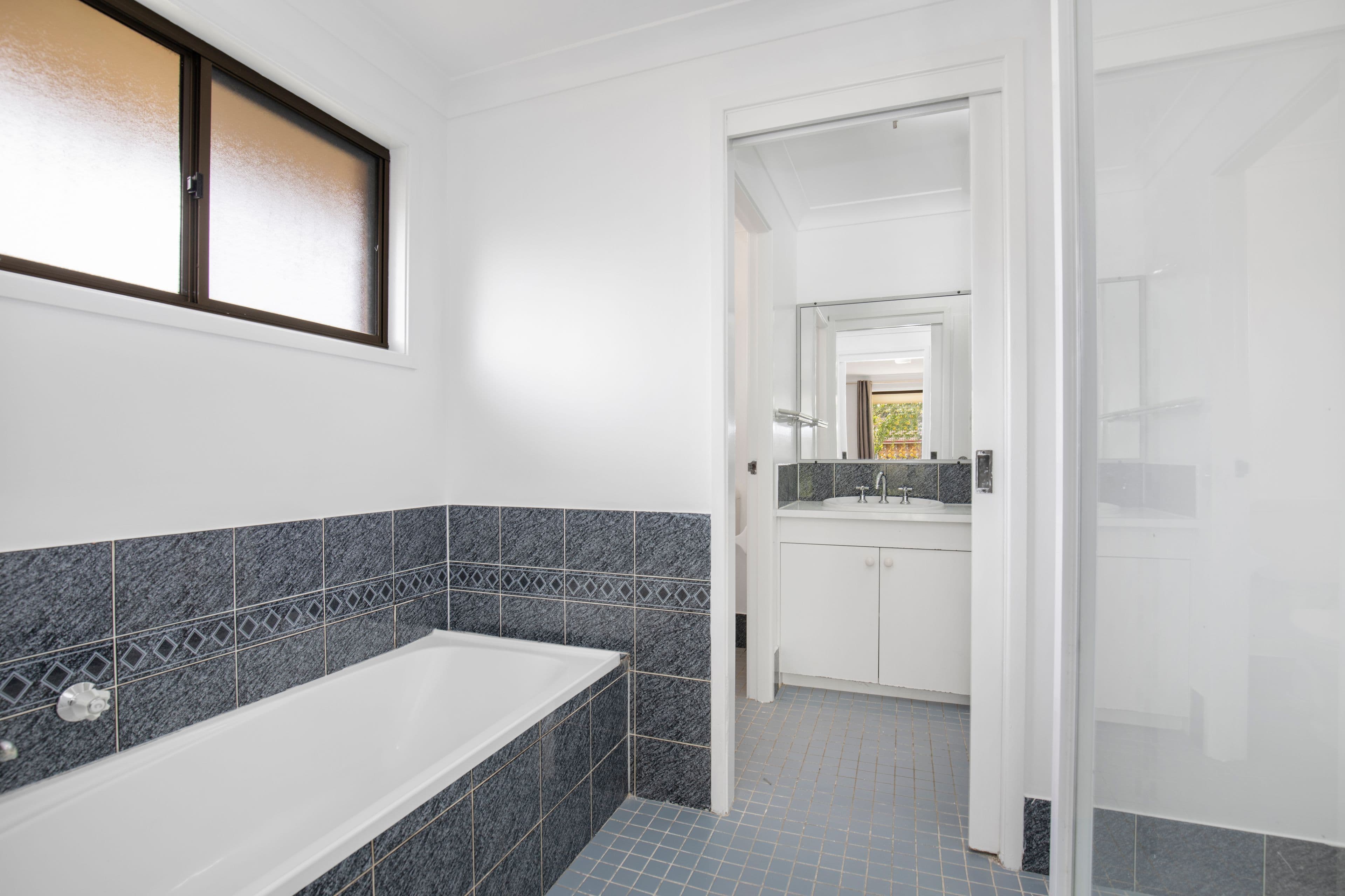 12 Alahna Drive, Armidale NSW 2350, Armidale - Thumbnail 7