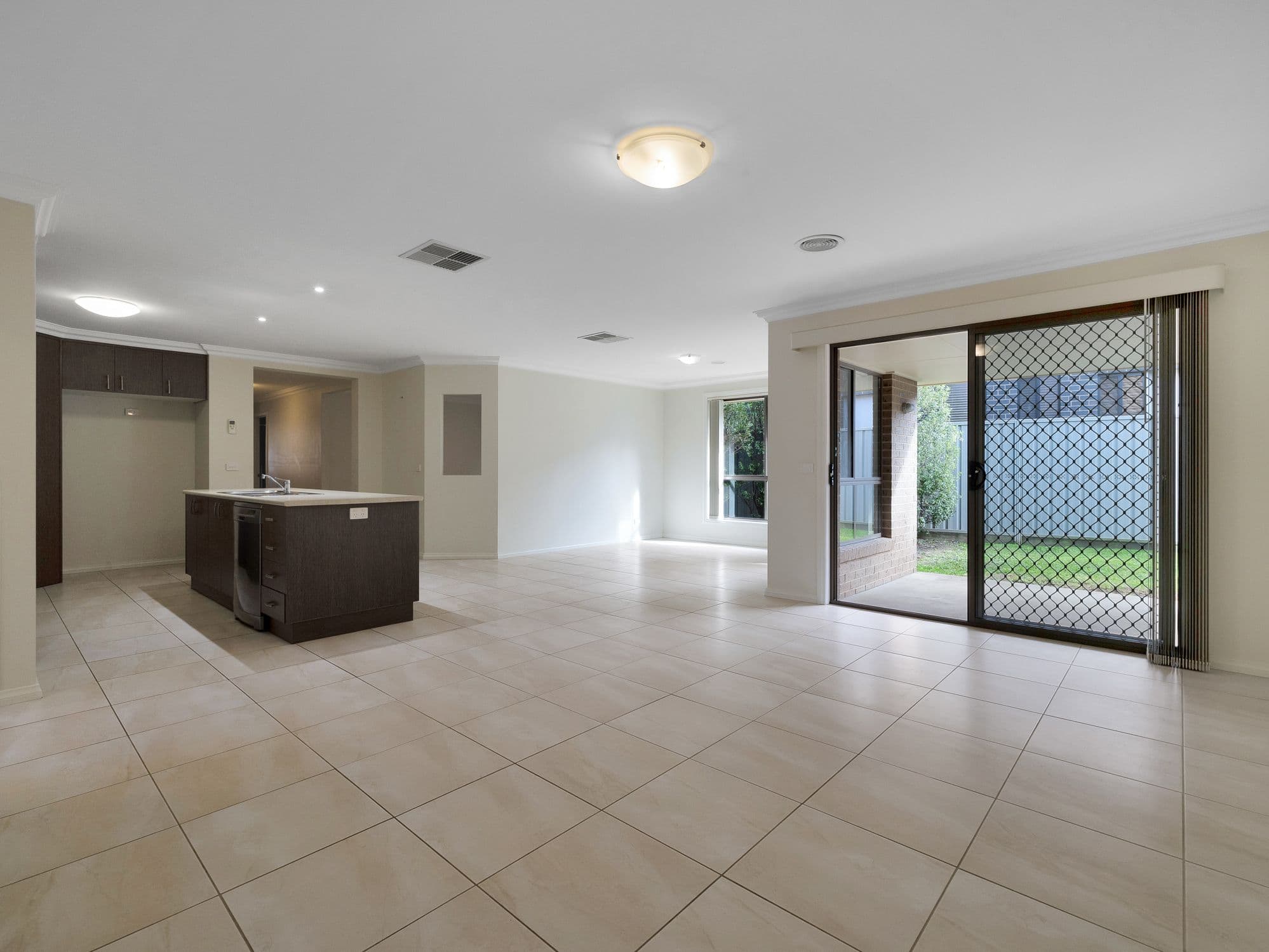 37 Crawford Circuit, Glenroy NSW 2640, Glenroy - Thumbnail 3