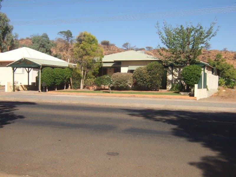 203 Wills Street, BROKEN HILL NSW 2880, Broken Hill - Thumbnail 2