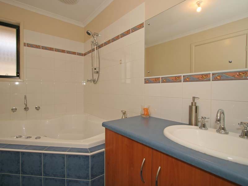 30 Mundulla Avenue, WOODCROFT SA 5162, Woodcroft - Thumbnail 3