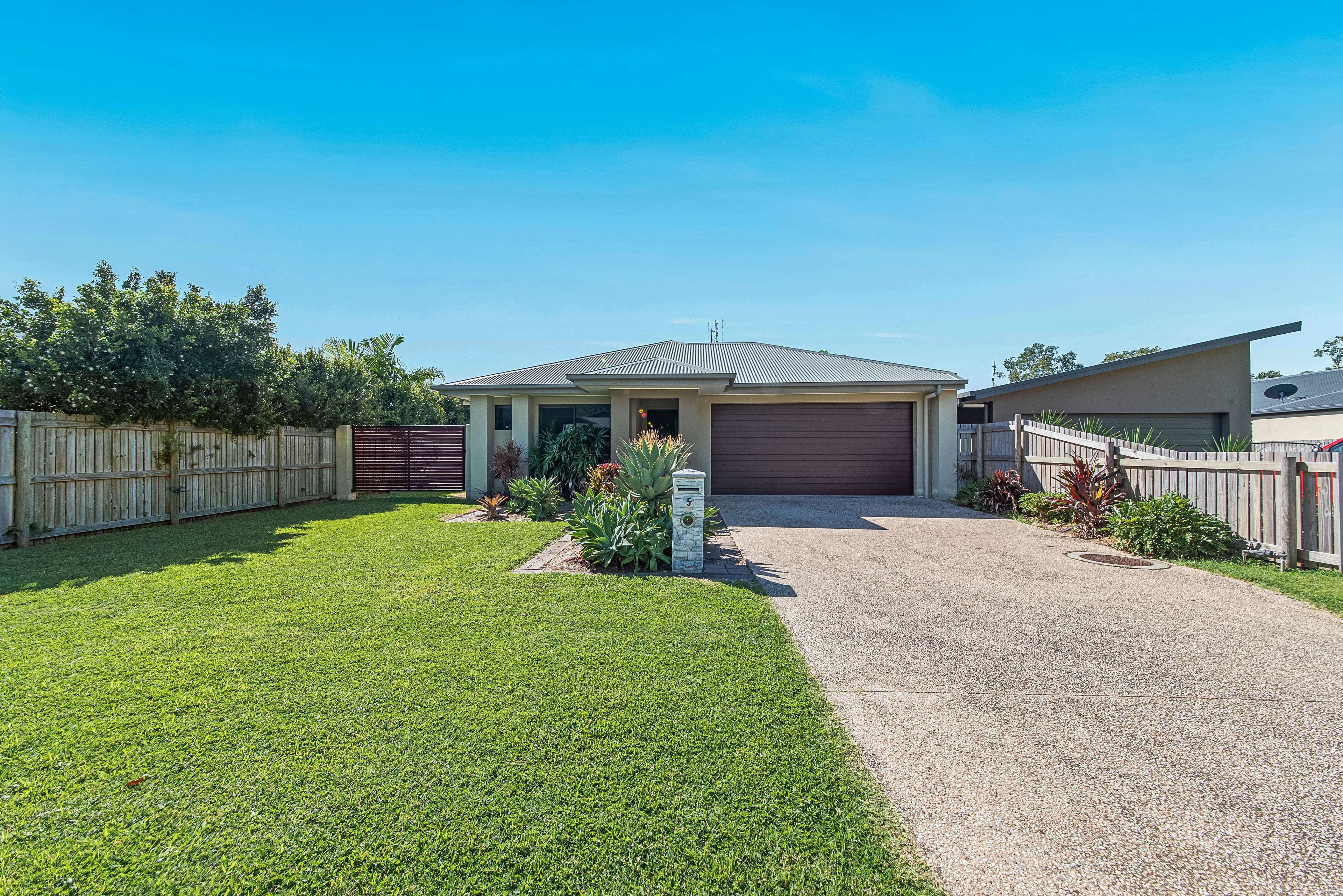 5 Twin Creek Court, Cannonvale QLD 4802, Cannonvale - Image 1