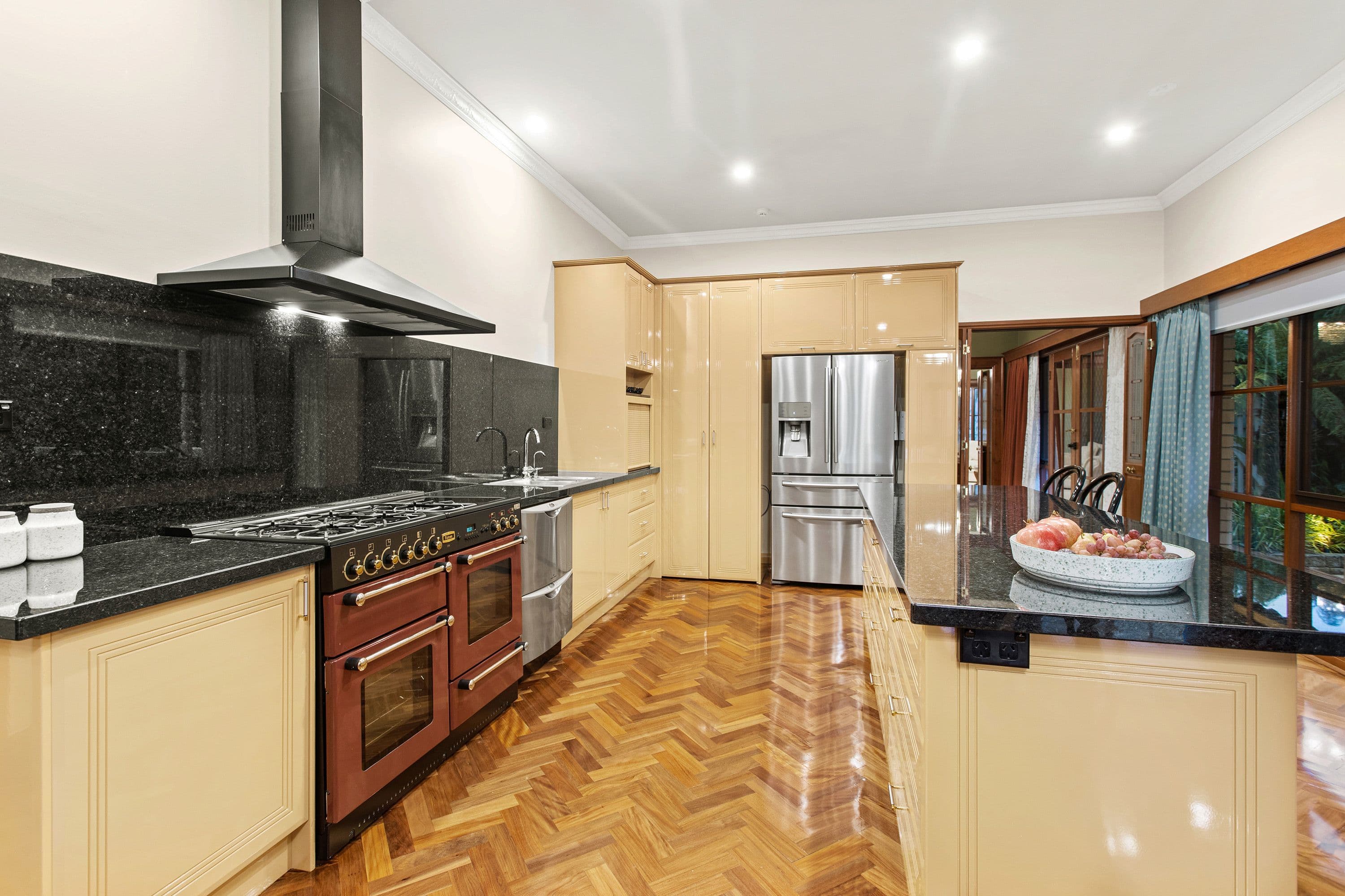 118 Renou Road, Wantirna South VIC 3152, Wantirna South - Thumbnail 2