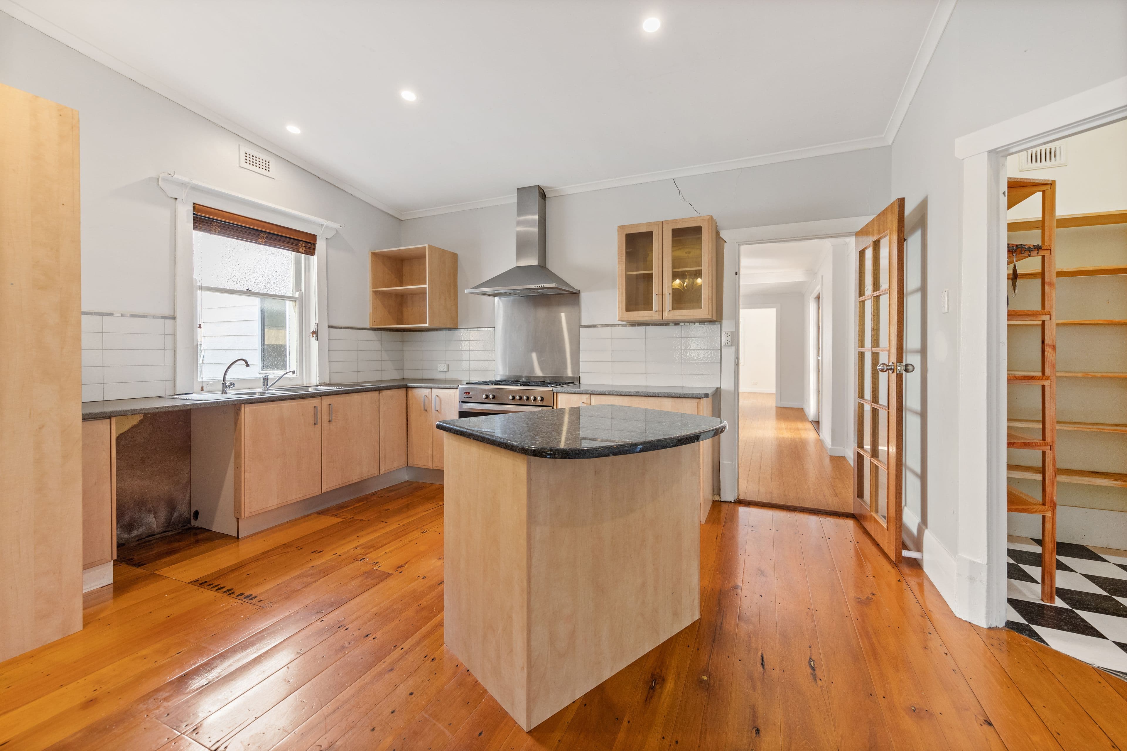 14 Jonathon Street, Clare SA 5453, Clare - Thumbnail 8