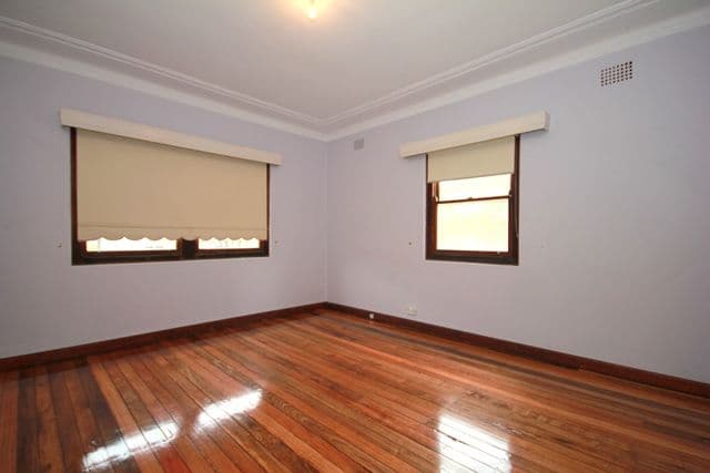 176 Virgil Avenue, CHESTER HILL NSW 2162, Chester Hill - Thumbnail 4