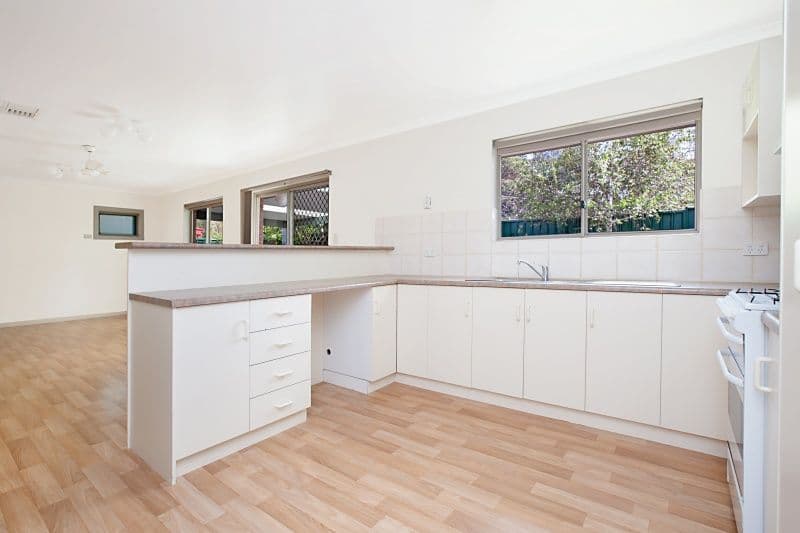 37 Hidcote Circuit, OAKDEN SA 5086, Oakden - Thumbnail 2