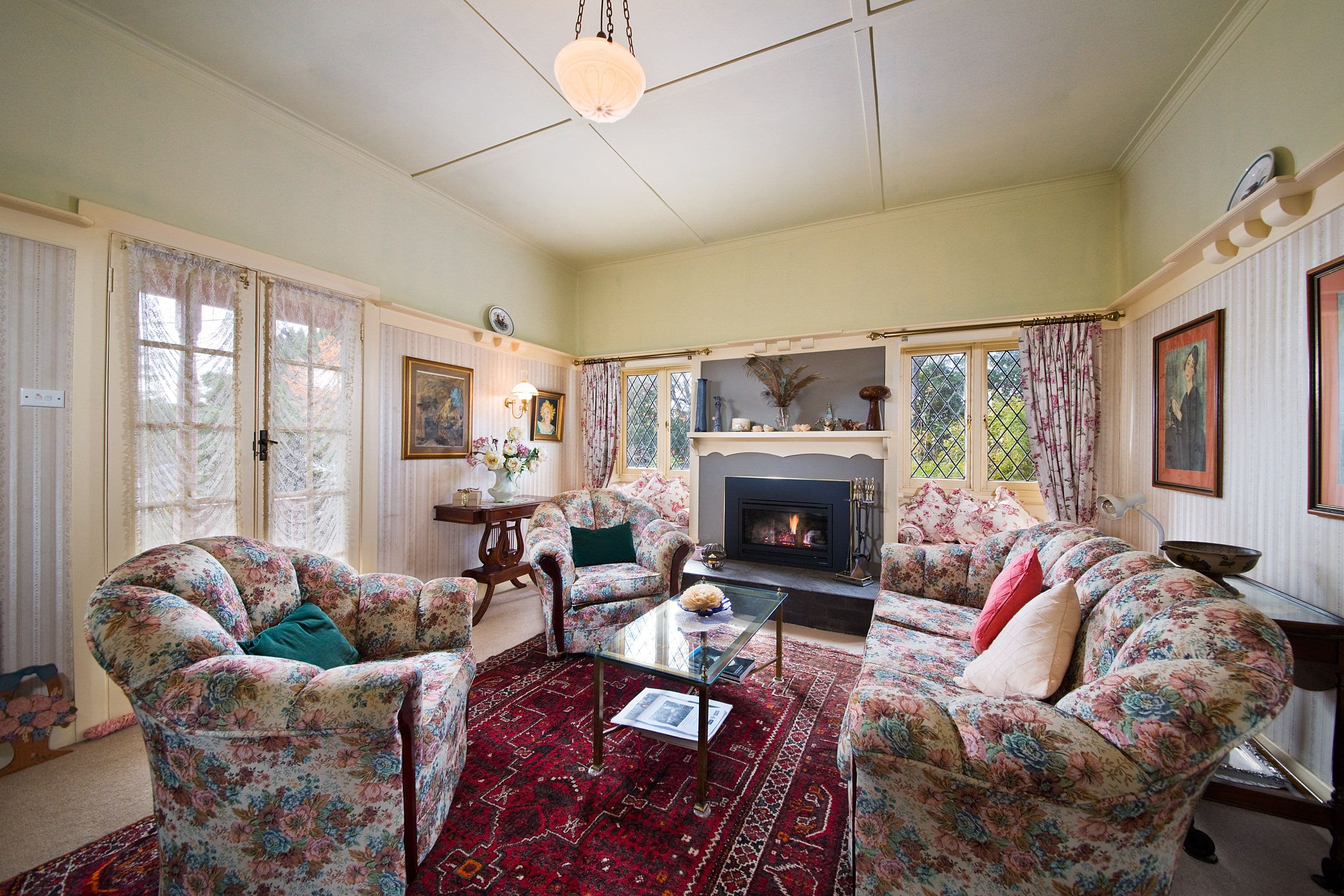 11 Brightlands Avenue, Blackheath - Thumbnail 3