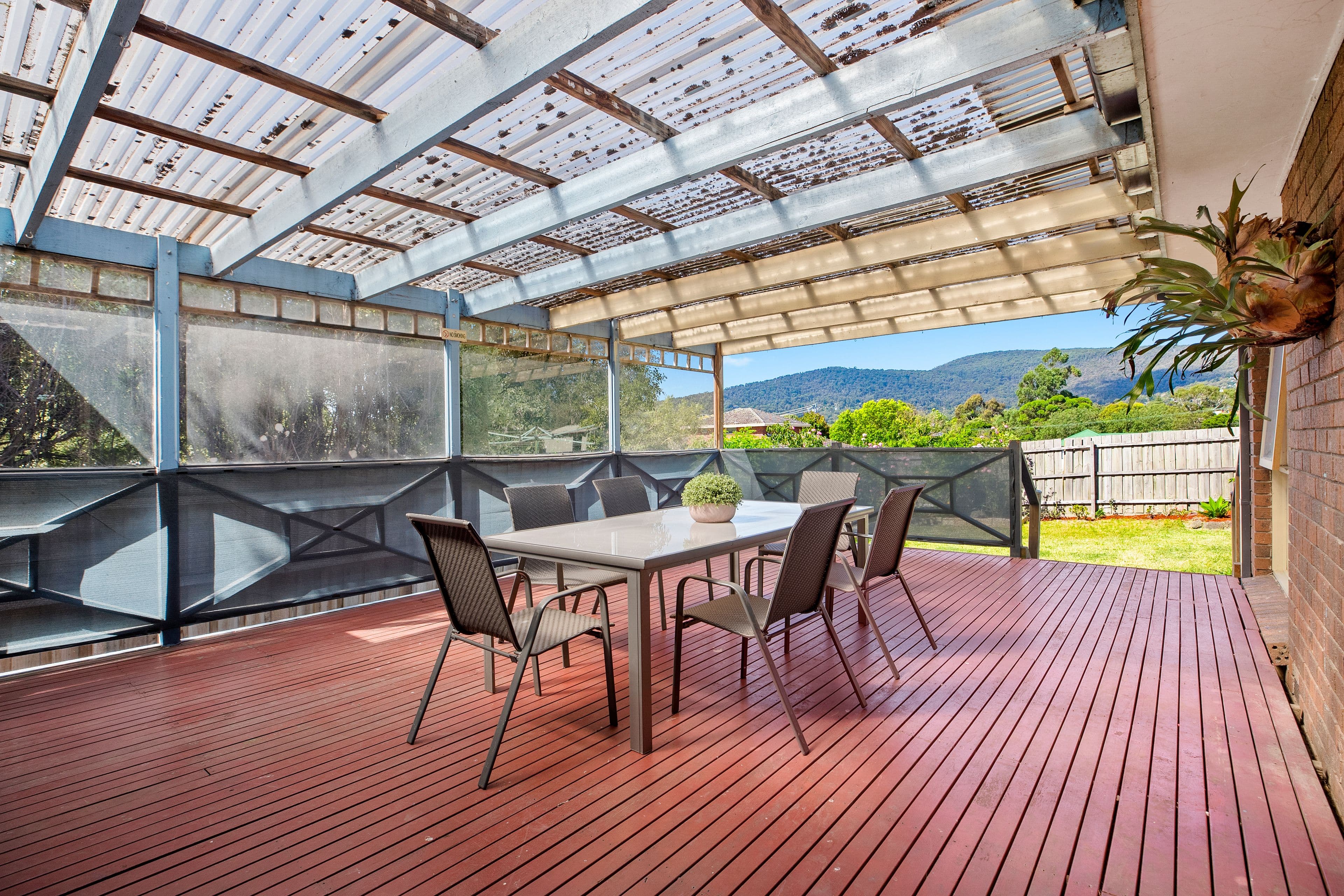 2/5-7 Windsor Avenue, Casino - Image 1