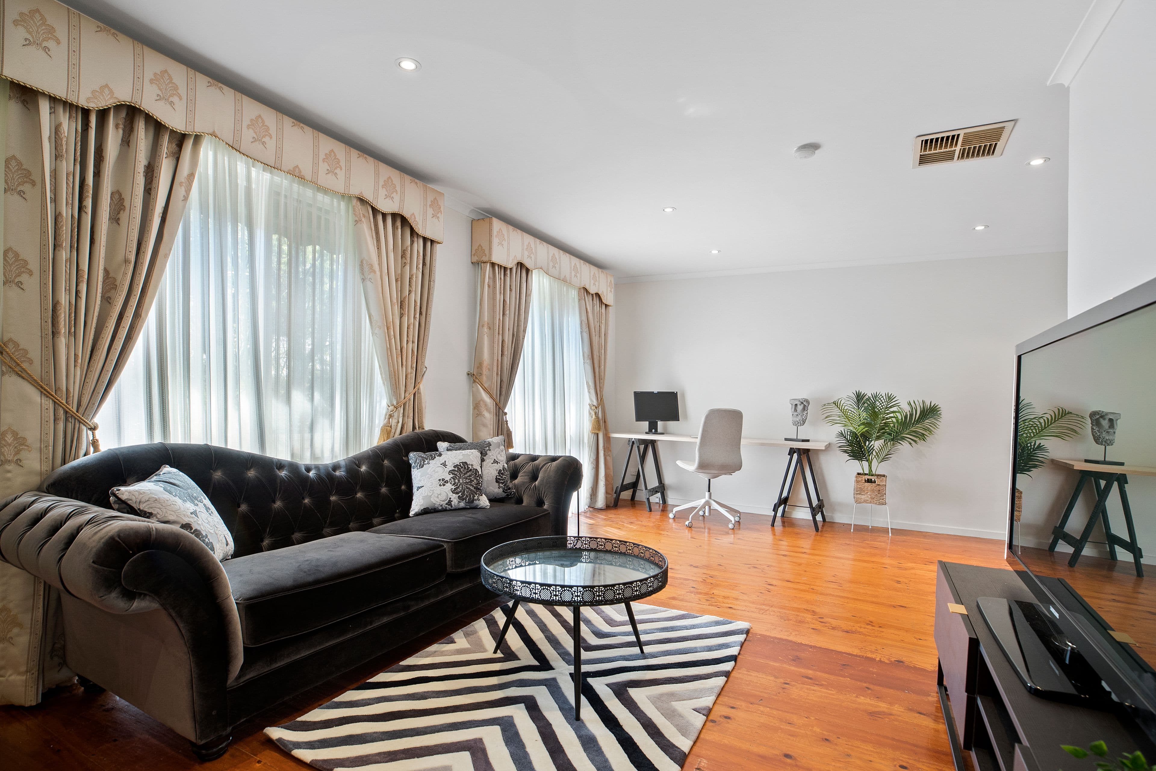 2/5-7 Windsor Avenue, Casino - Thumbnail 3