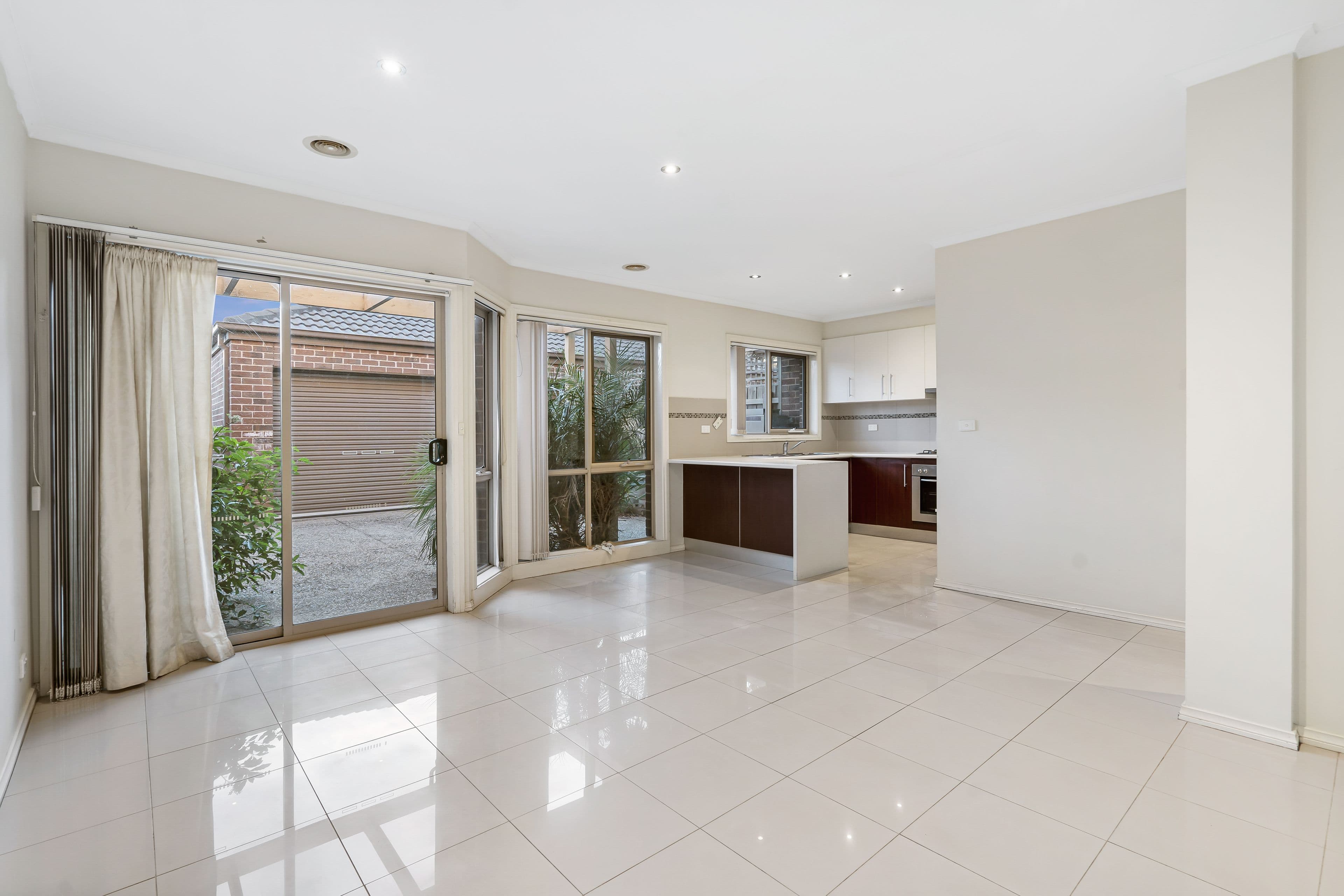 60 Warringa Crescent, Hoppers Crossing VIC 3029, Hoppers Crossing - Thumbnail 2