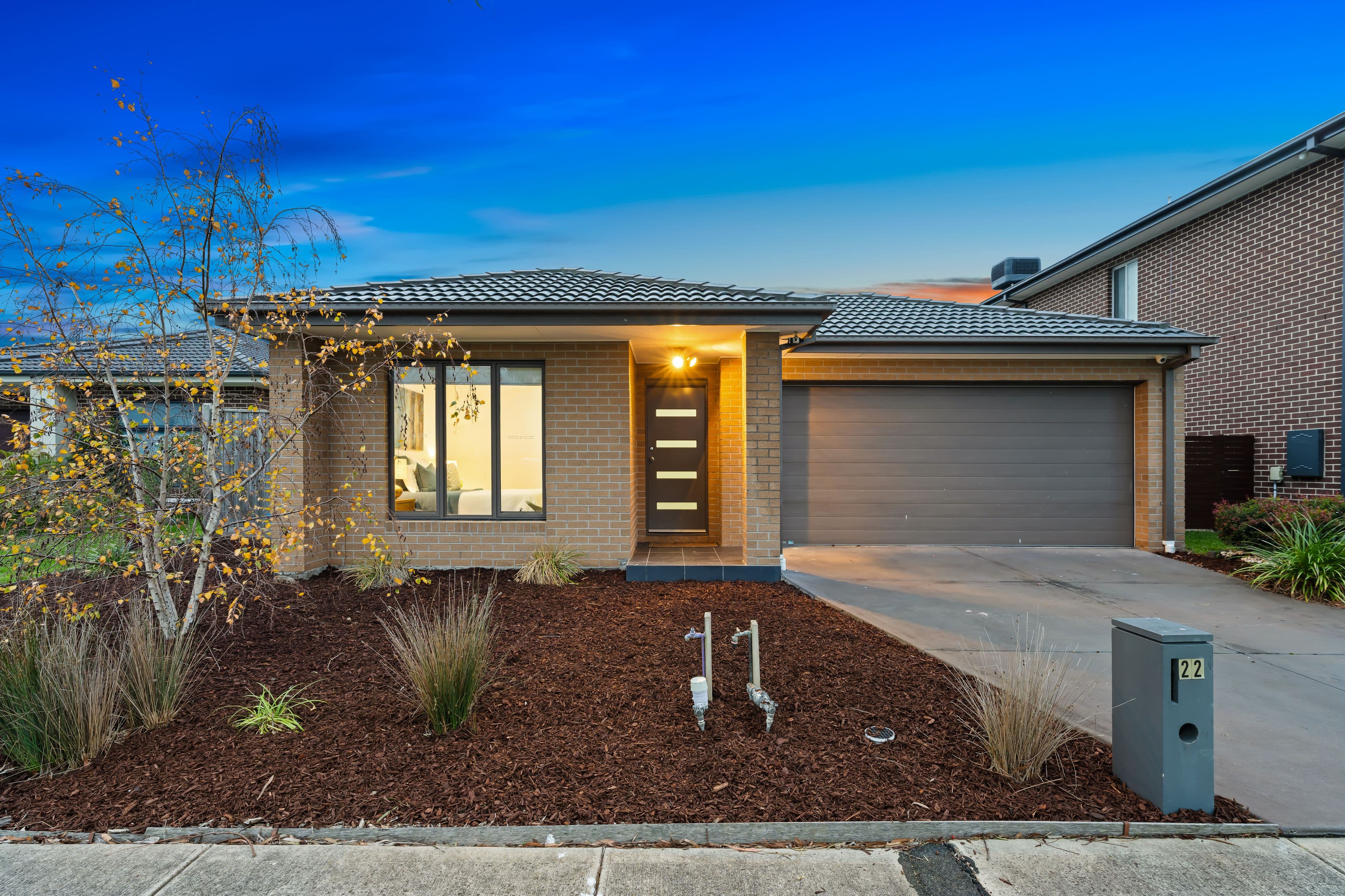 22 Sundaze Street, Clyde North VIC 3978, Clyde North - Image 1